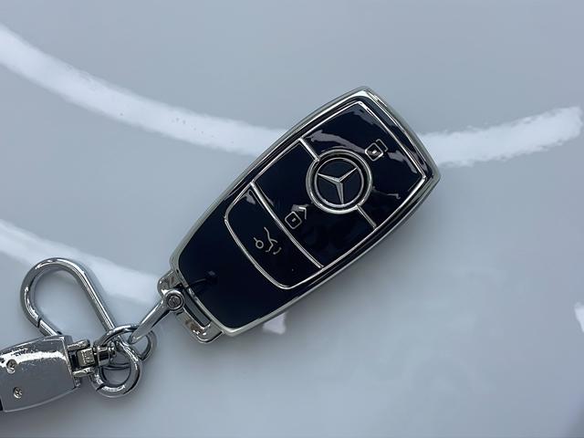 Mercedes-Benz GLA 2024 thumb 9