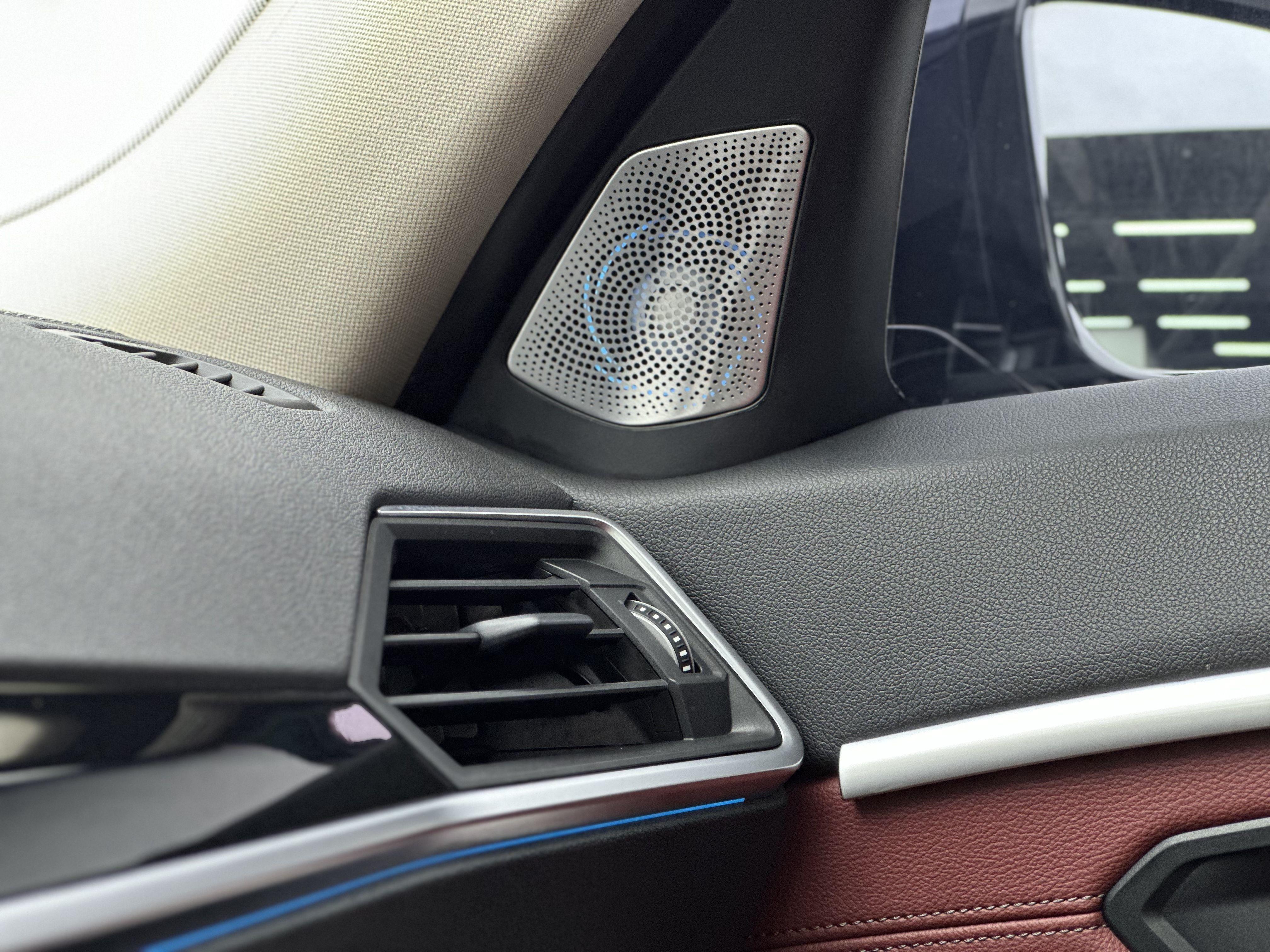 BMW i3 2023 thumb 7