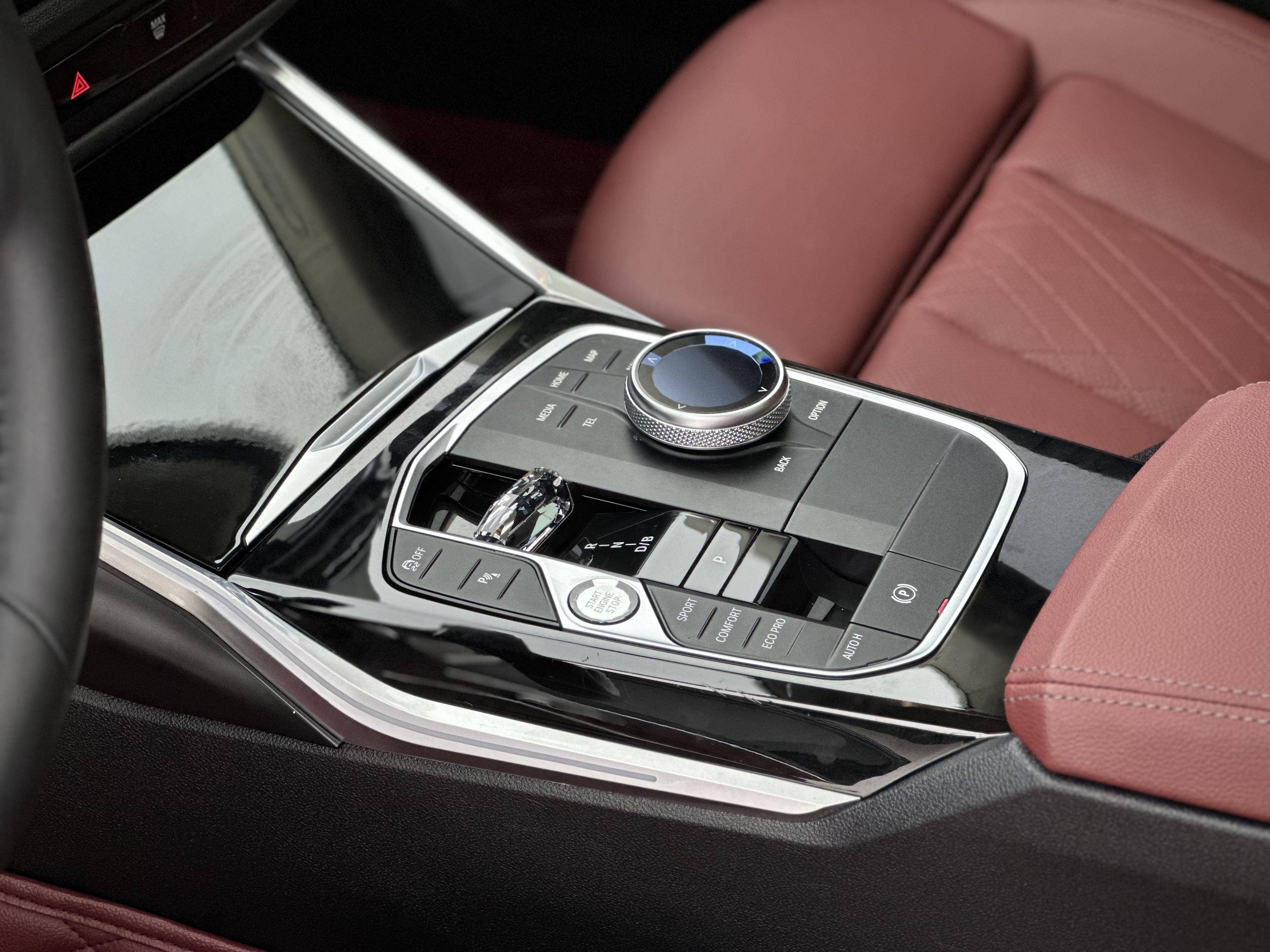 BMW i3 2023 thumb 12
