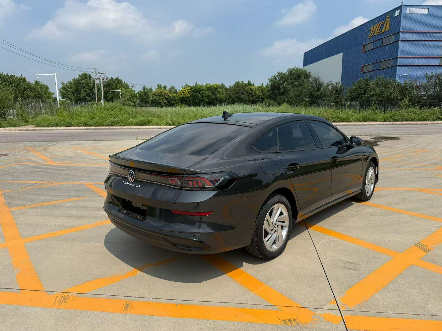 Volkswagen Lamando 2023 thumb 4