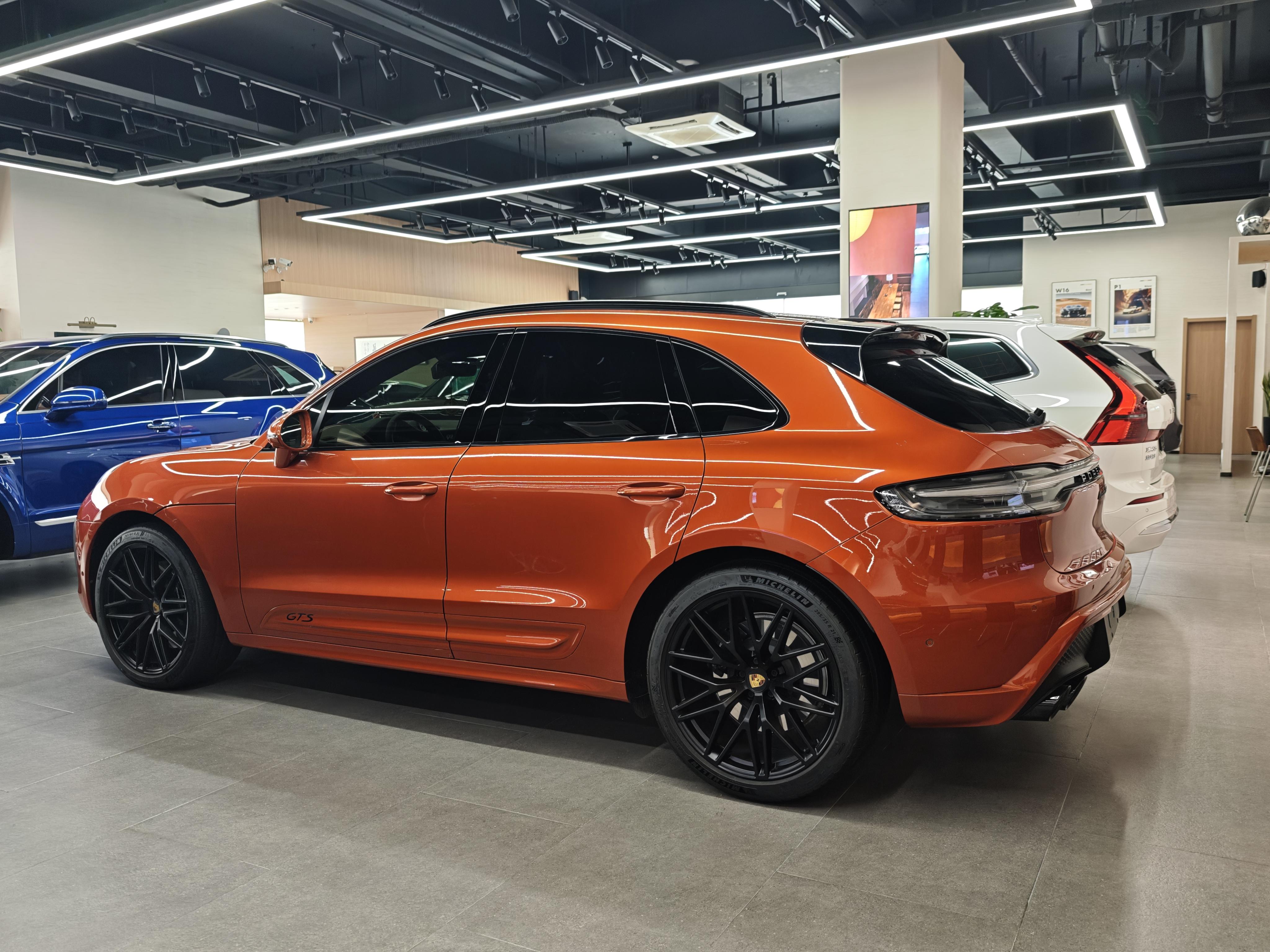 Porsche Macan 2023 thumb 12