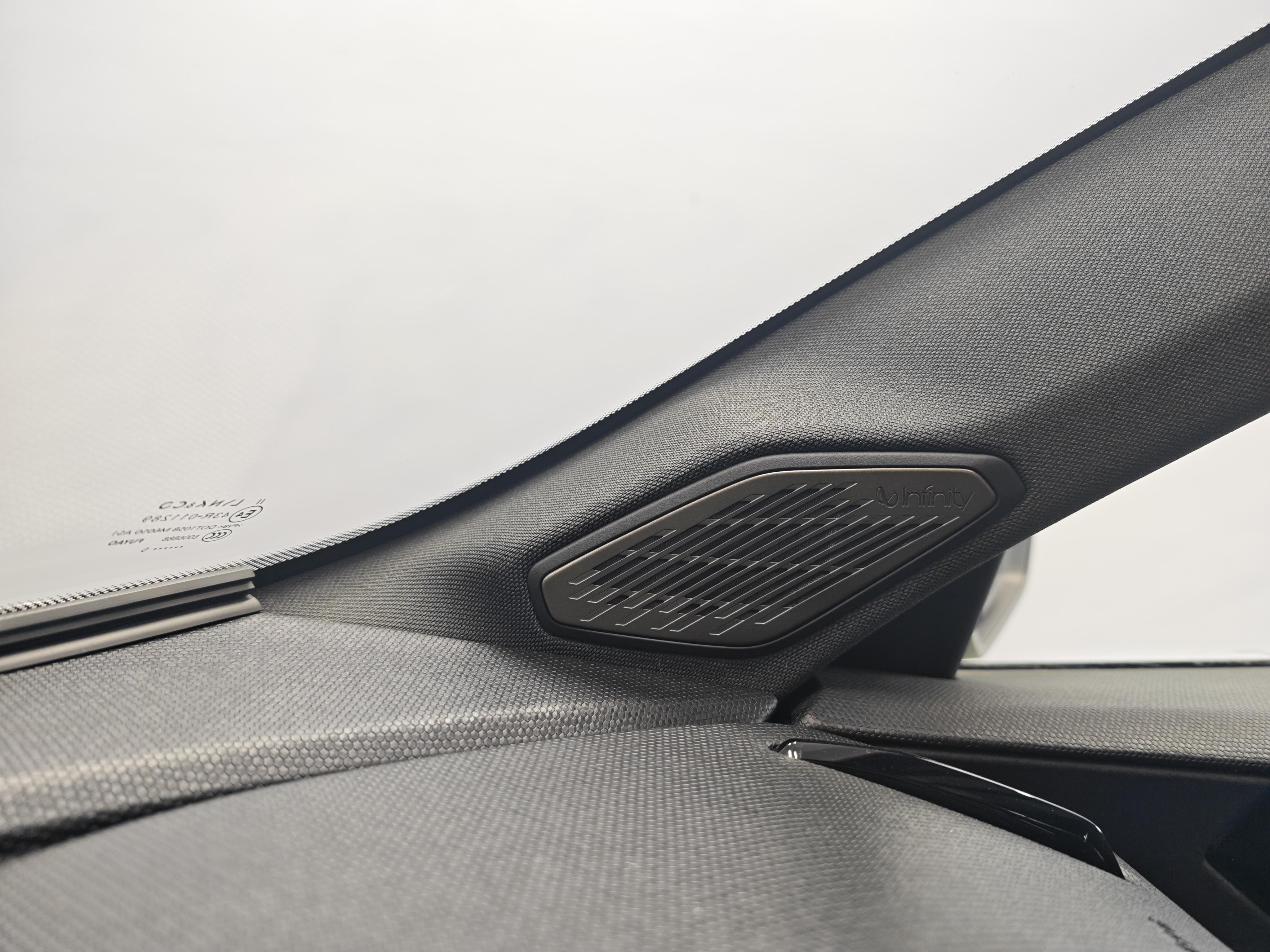 Lynk & Co 03 2025 thumb 8