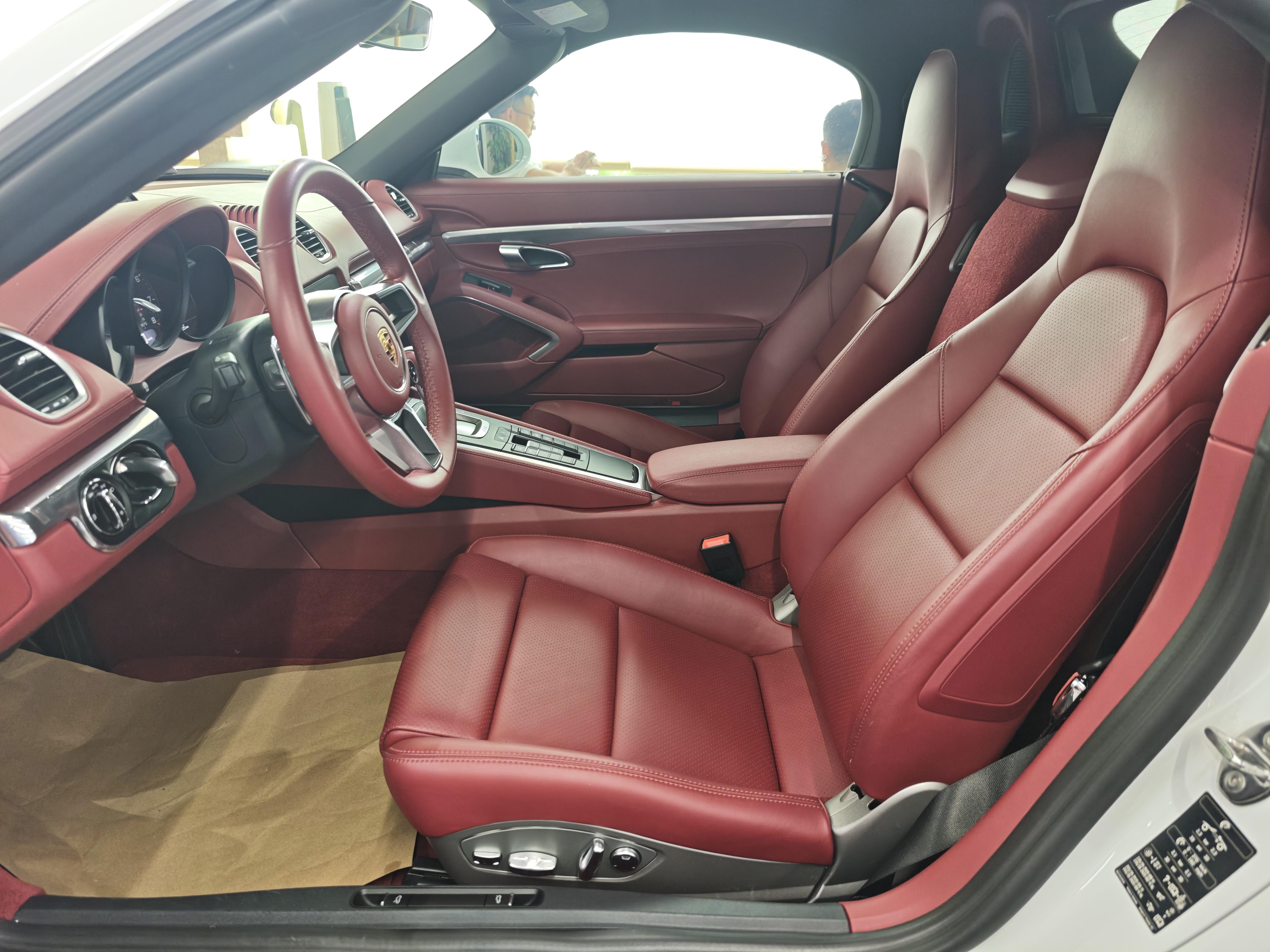 Porsche 718 2022 thumb 7