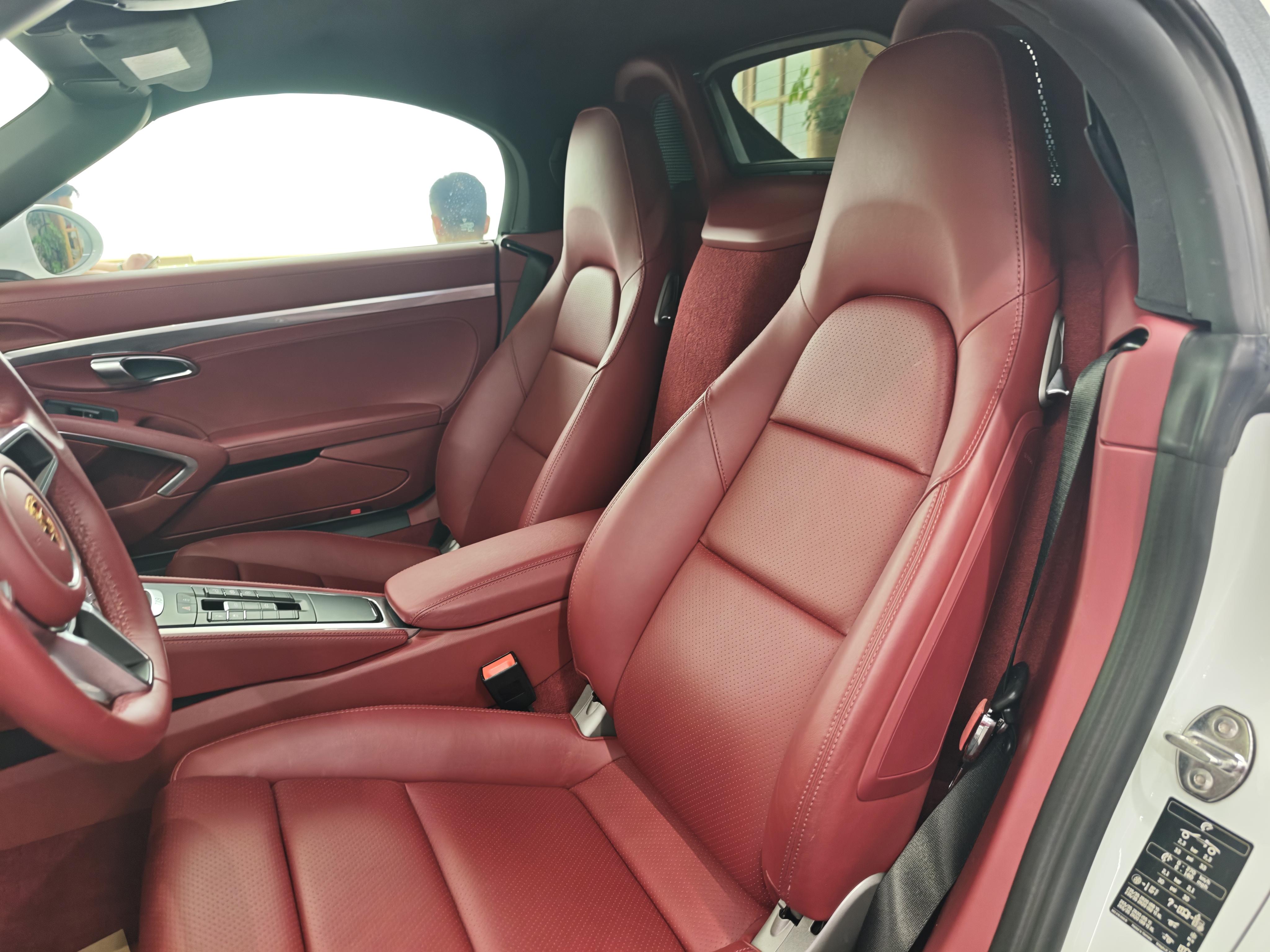 Porsche 718 2022 thumb 8