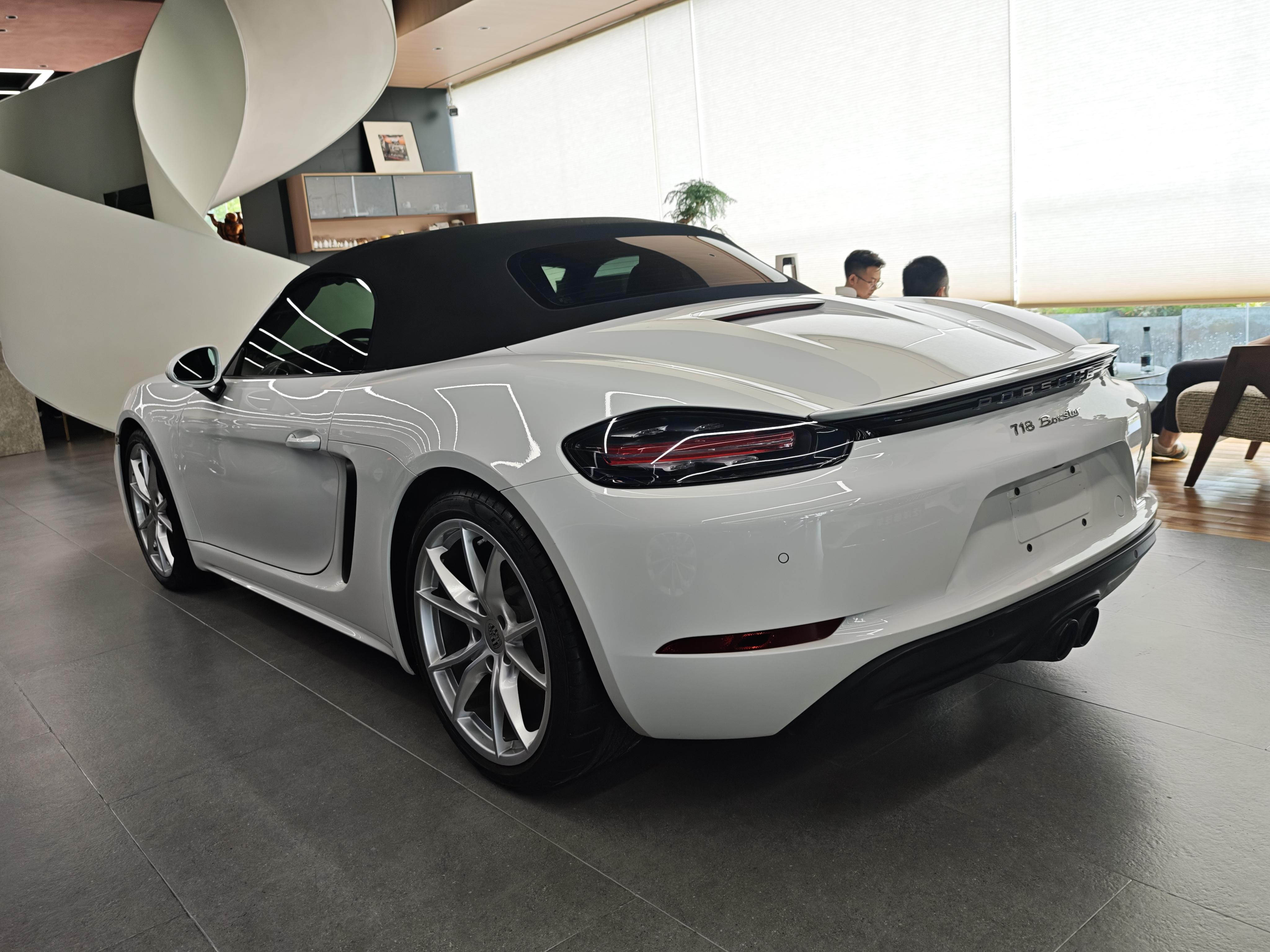 Porsche 718 2022 thumb 12