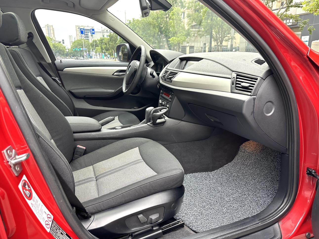BMW X1 2013 thumb 4