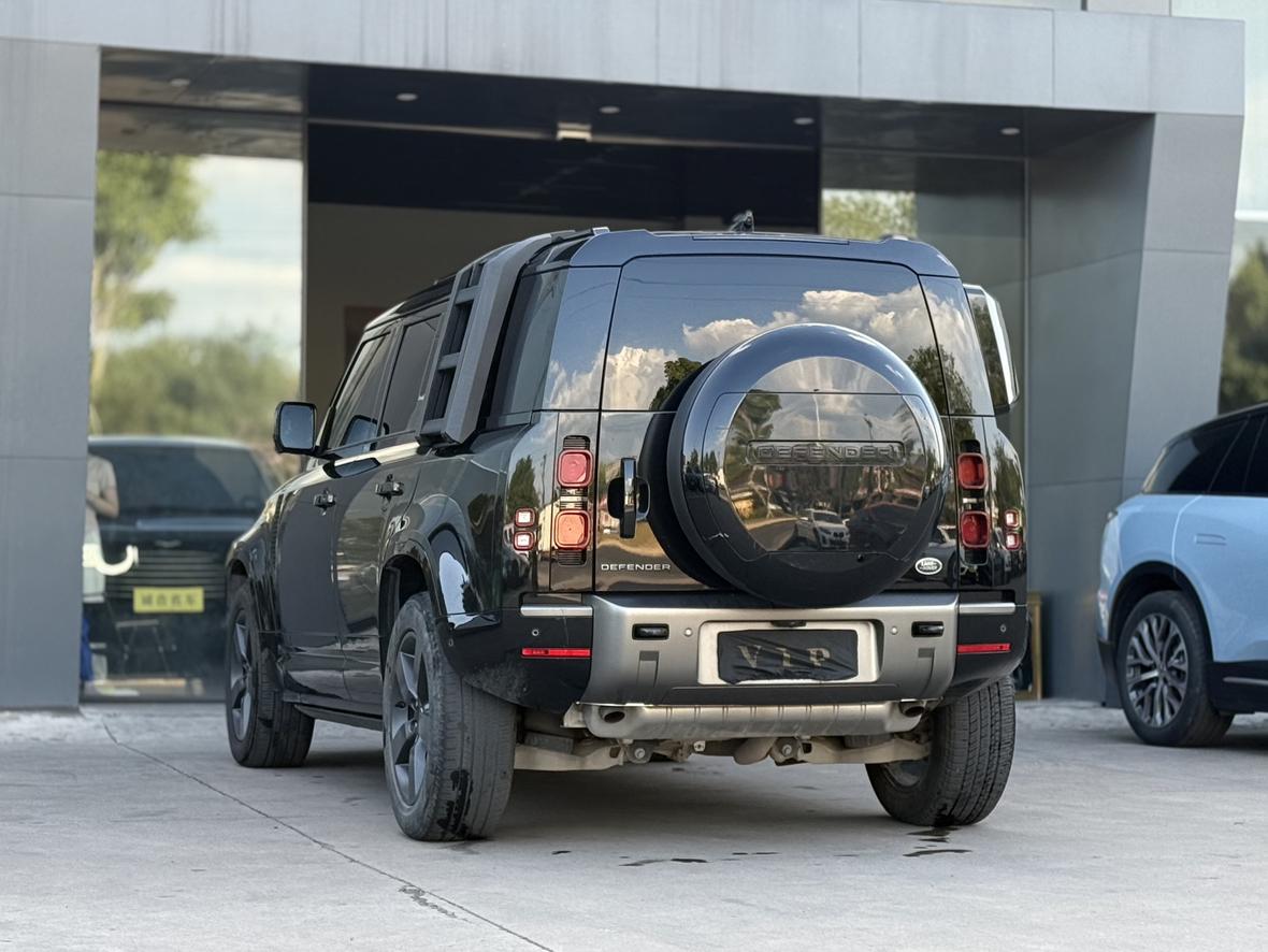 Land Rover Defender 2024 thumb 2