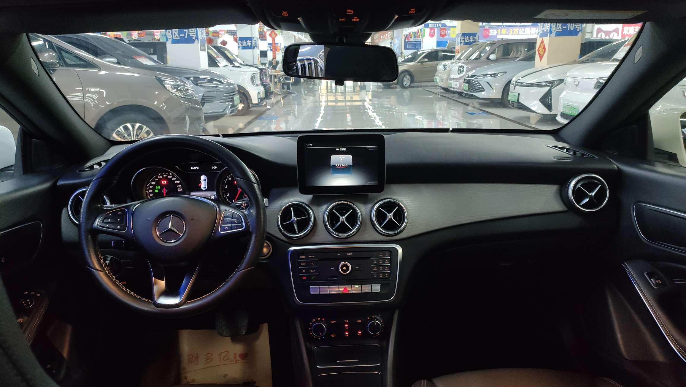 Mercedes-Benz CLA 2017 thumb 5