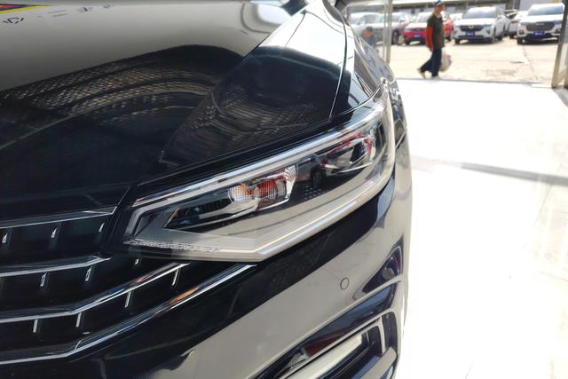 Volkswagen Magotan 2023 thumb 2