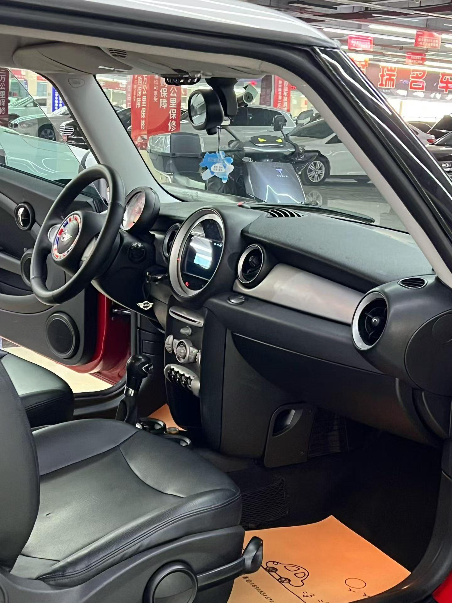 Mini Clubman 2010 thumb 6