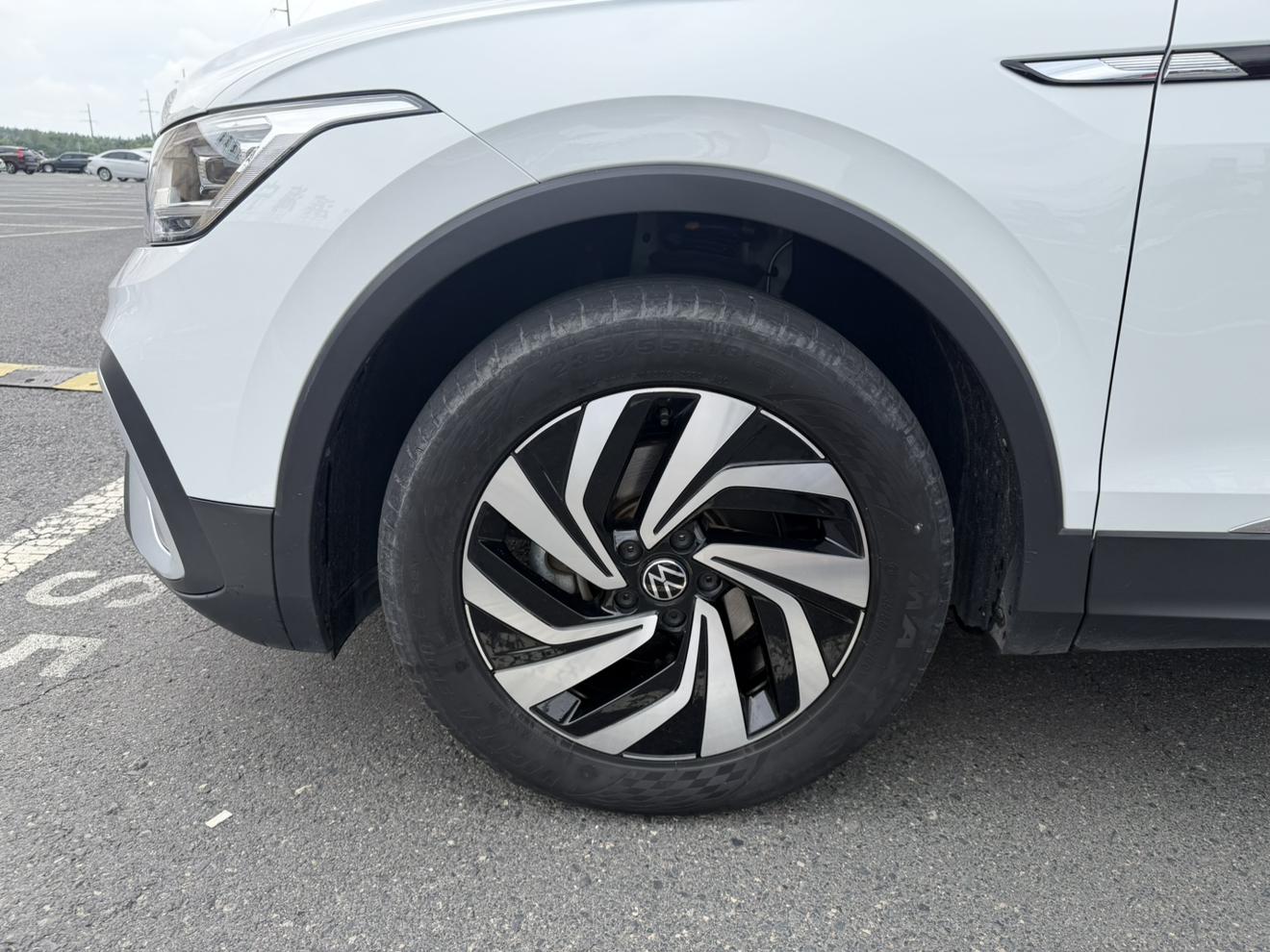 Volkswagen Tiguan 2023 thumb 12