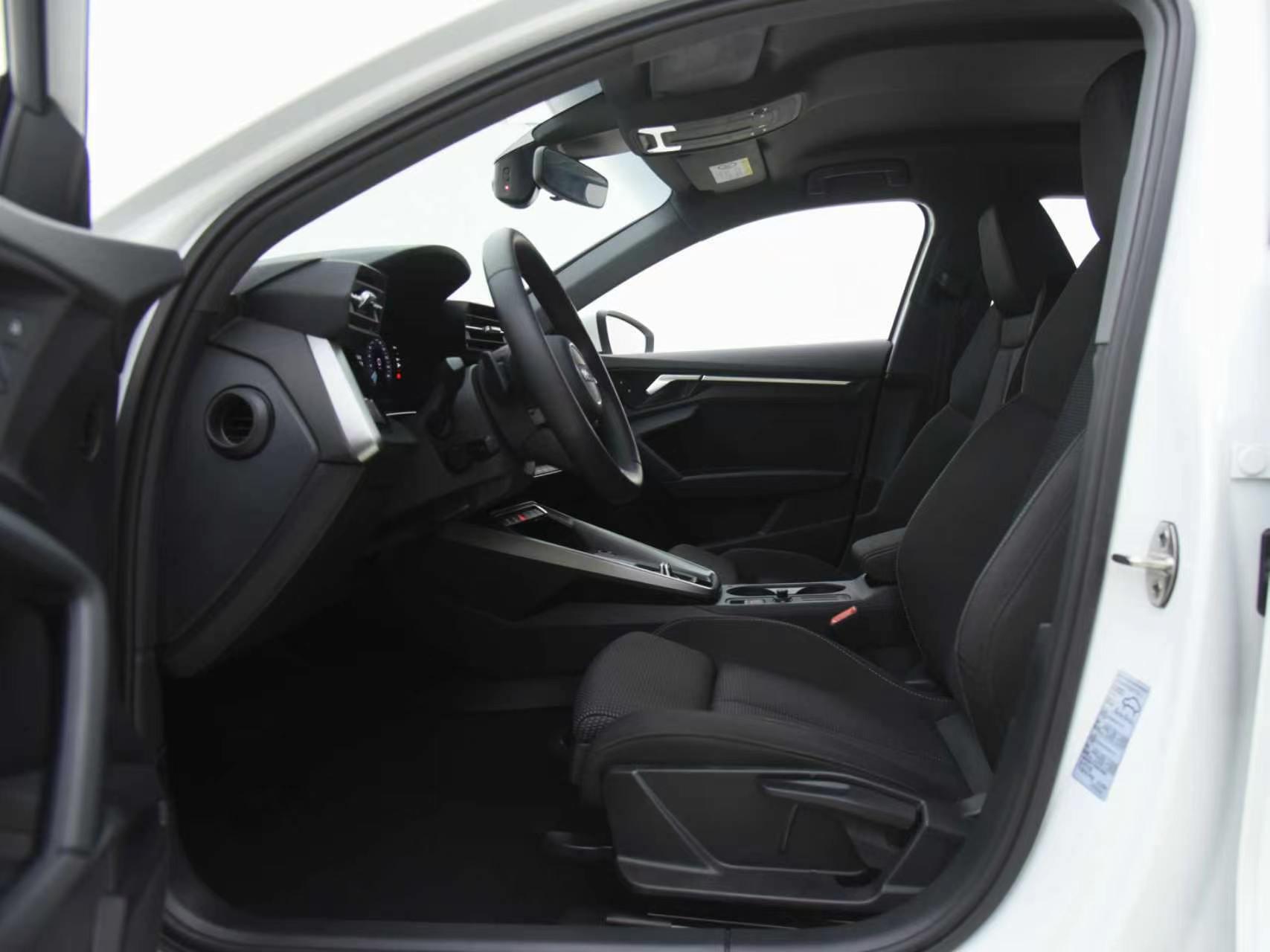Audi A3 2024 thumb 10