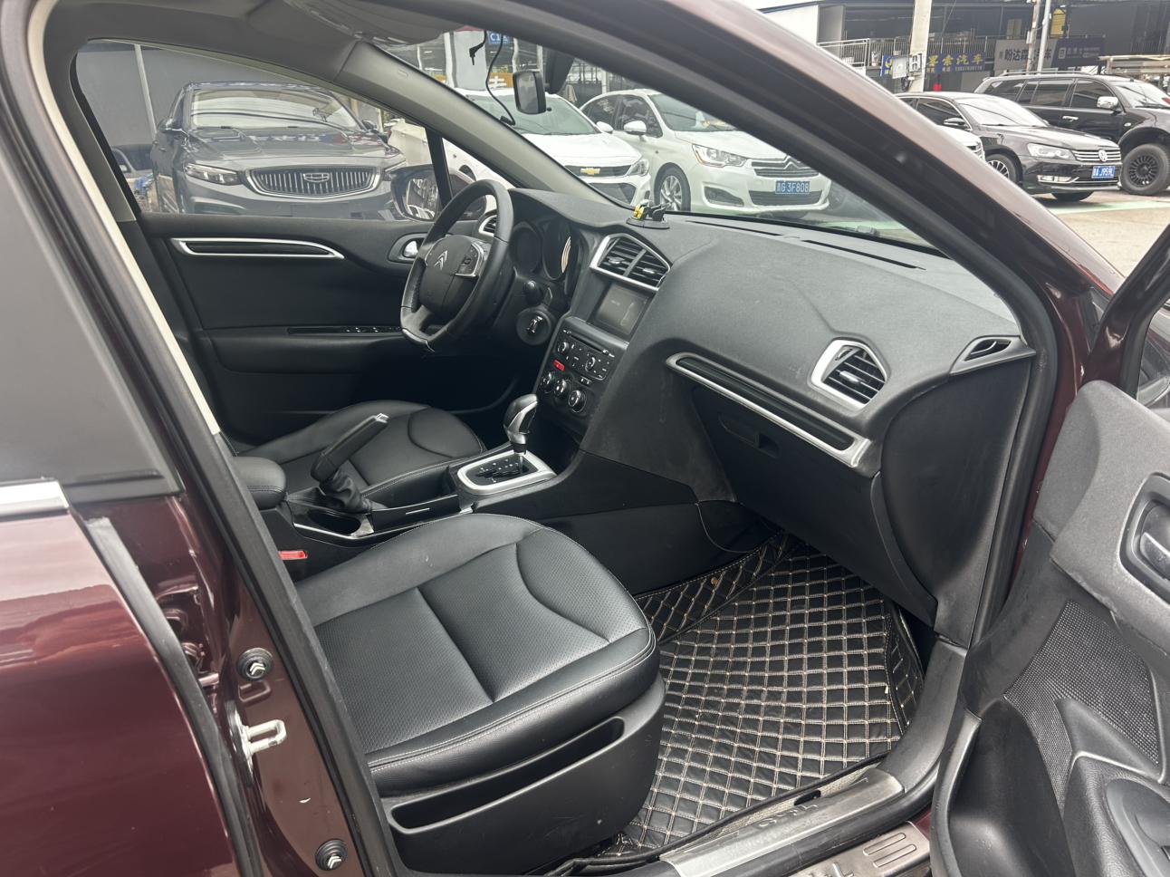 Citroen C4L 2015 thumb 8