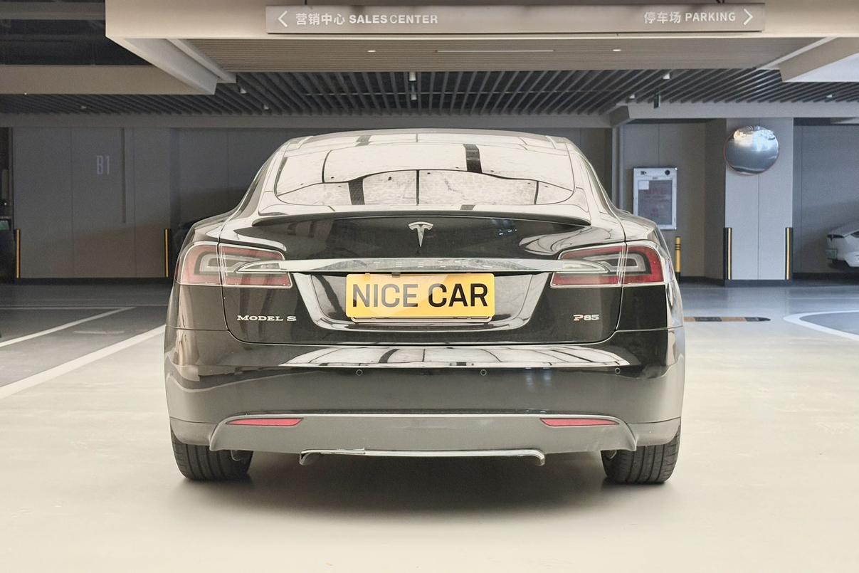 Tesla Model S 2014 thumb 4