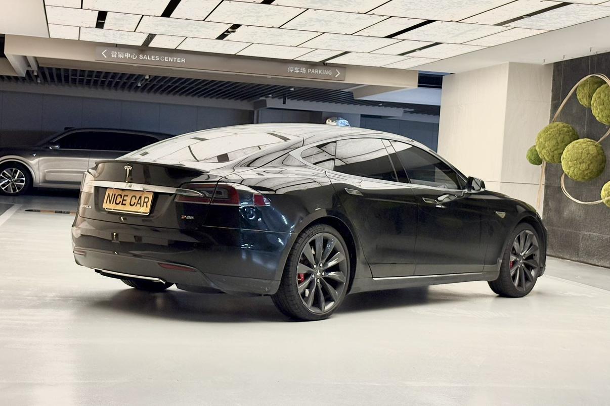 Tesla Model S 2014 thumb 5