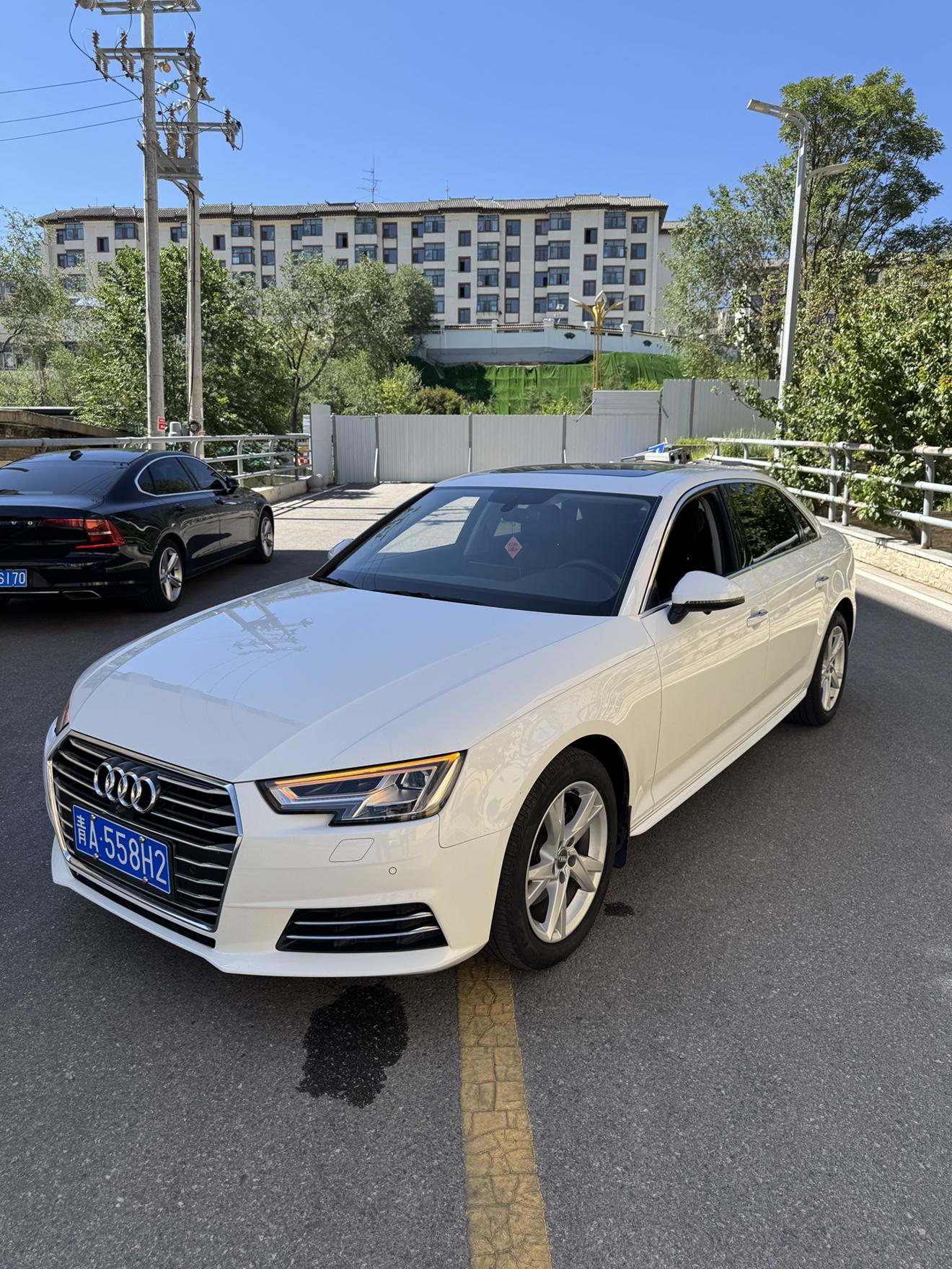Audi A4 2018 thumb 8