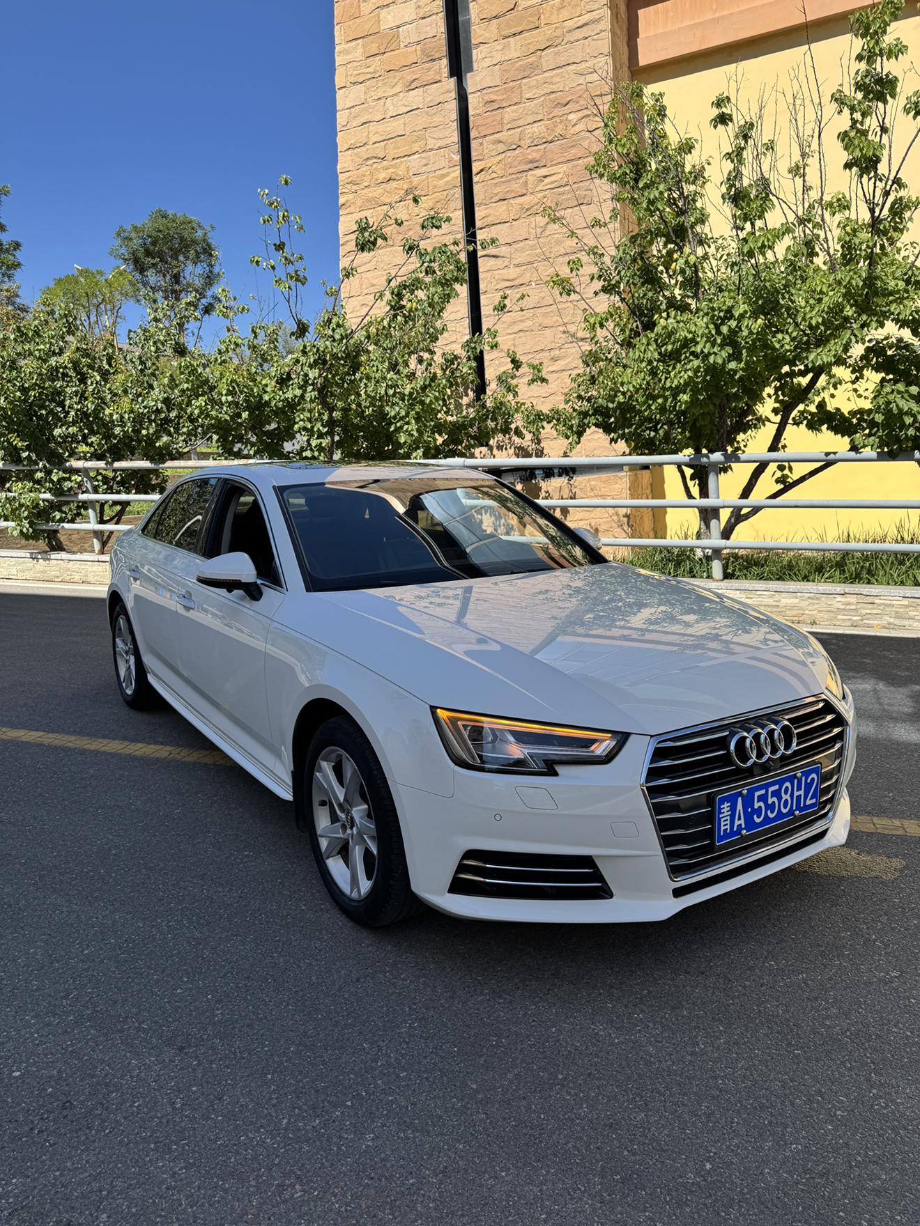 Audi A4 2018 thumb 10