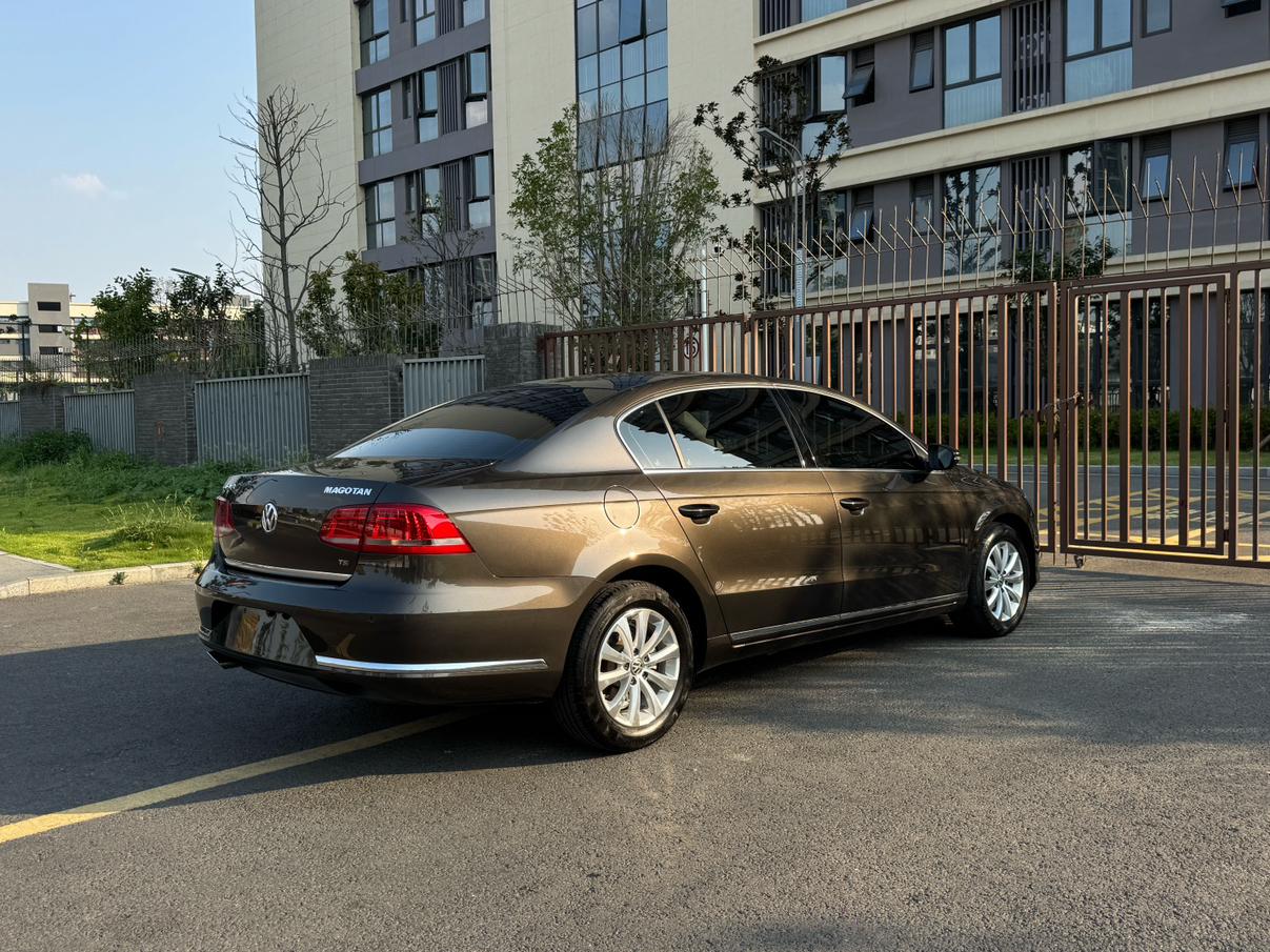 Volkswagen Magotan 2015 thumb 12