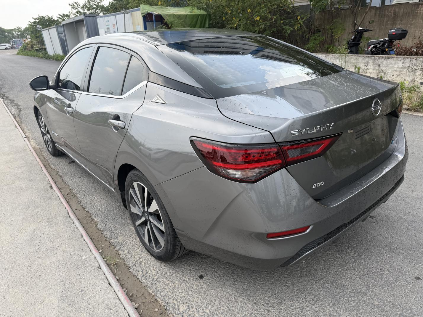 Nissan Sylphy 2022 thumb 2