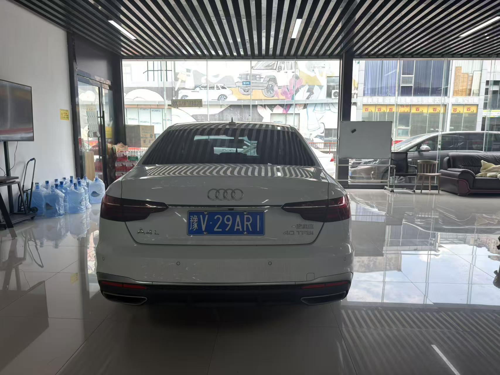 Audi A4 2020 thumb 3