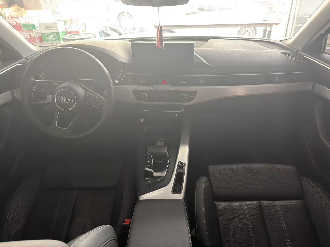 Audi A4 2020 thumb 7
