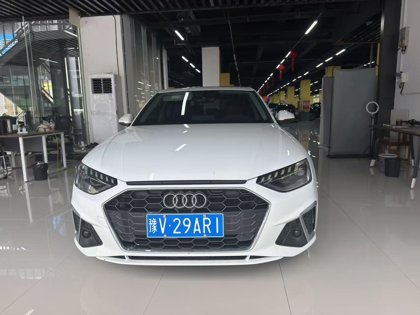Audi A4 2020 thumb 12