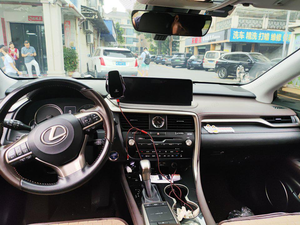 Lexus RX 2020 thumb 4