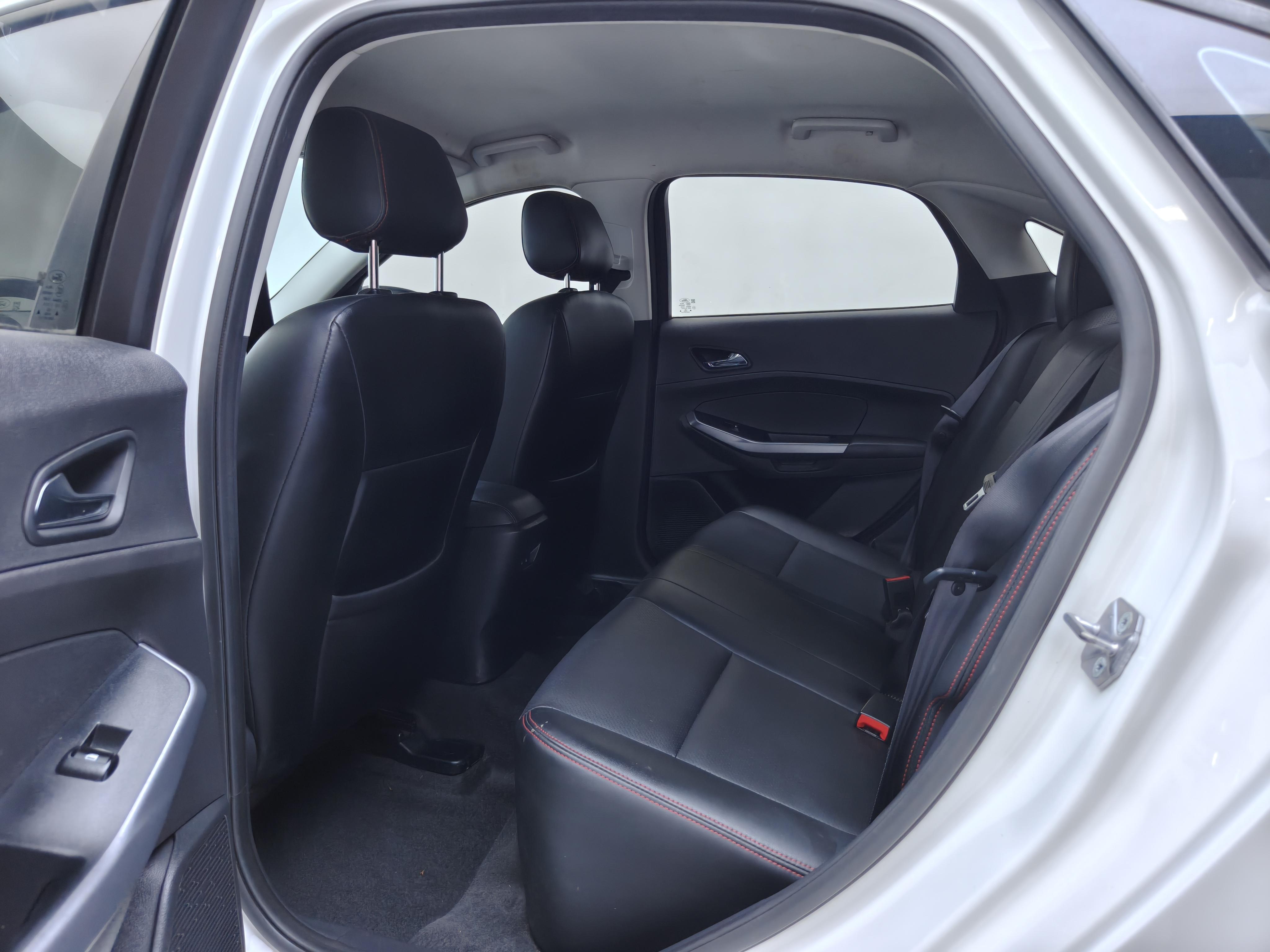 Ford Focus 2019 thumb 7