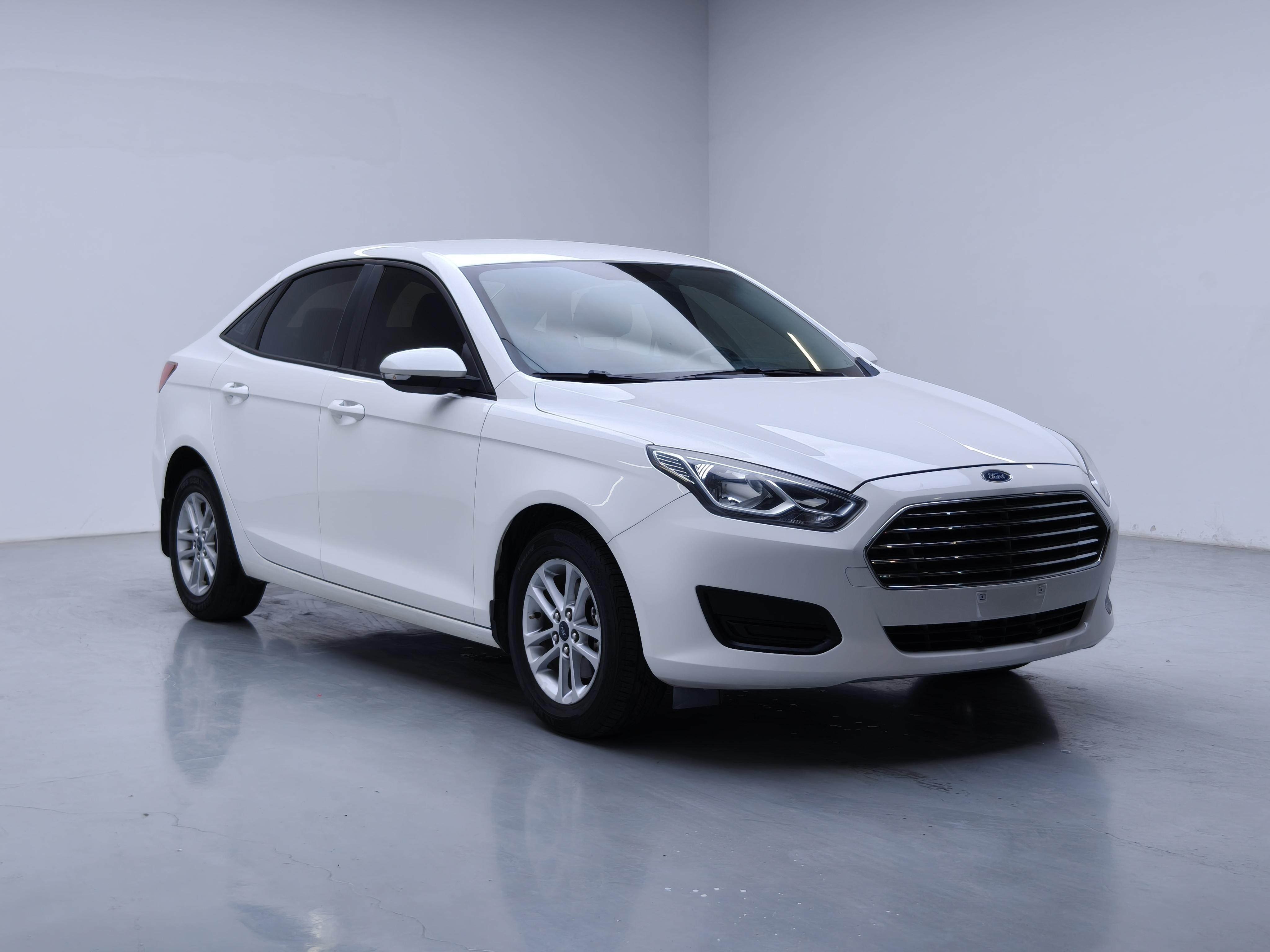 Ford Focus 2019 thumb 10