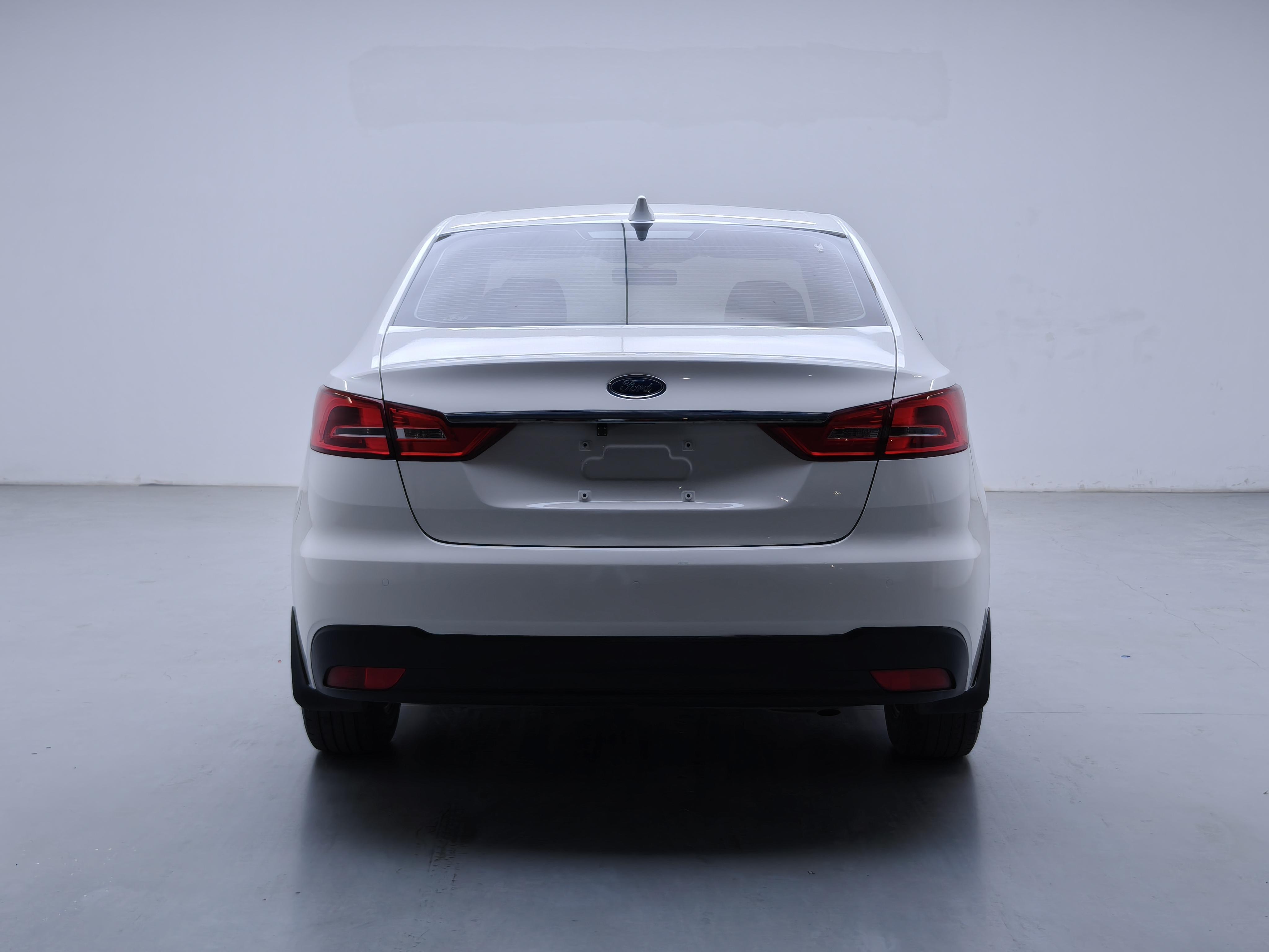 Ford Focus 2019 thumb 12