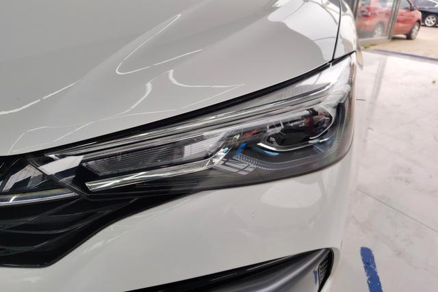 Roewe i5 2021 thumb 2