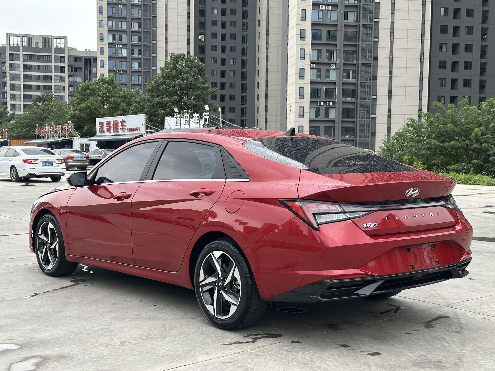 Hyundai Elantra 2022 thumb 3