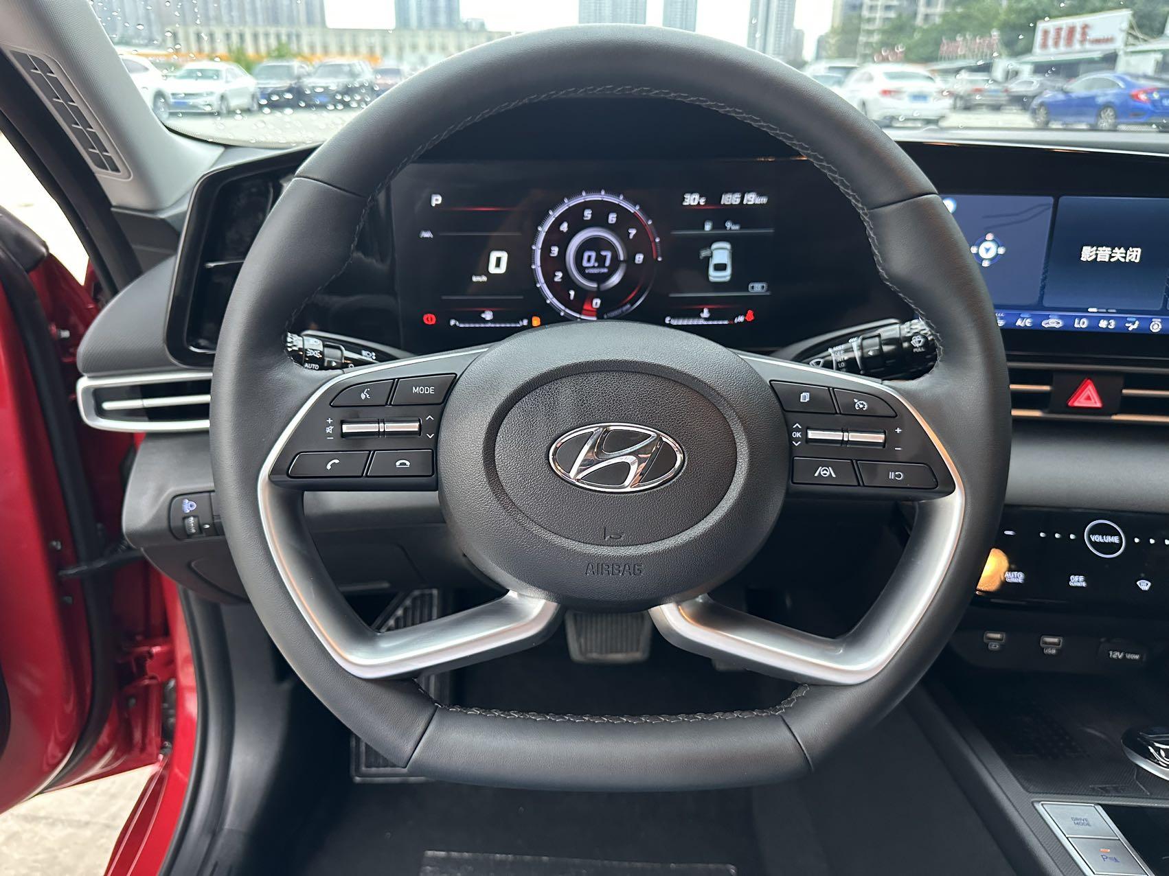 Hyundai Elantra 2022 thumb 12