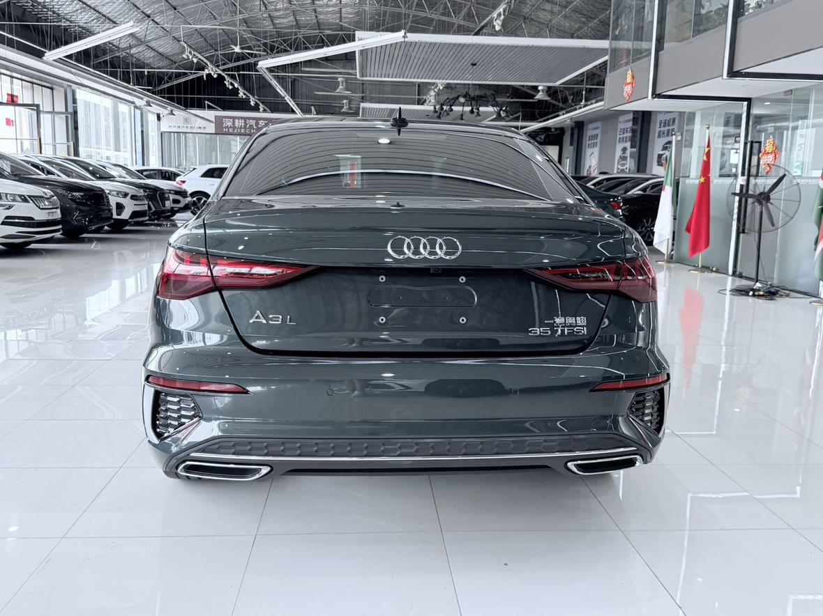 Audi A3 2023 thumb 3