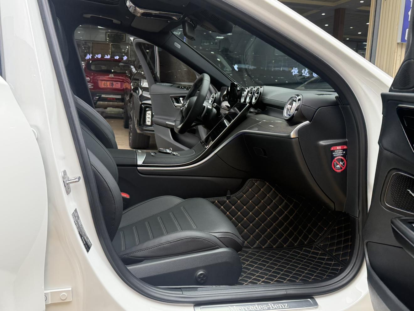 Mercedes-Benz C-Класс 2025 thumb 6
