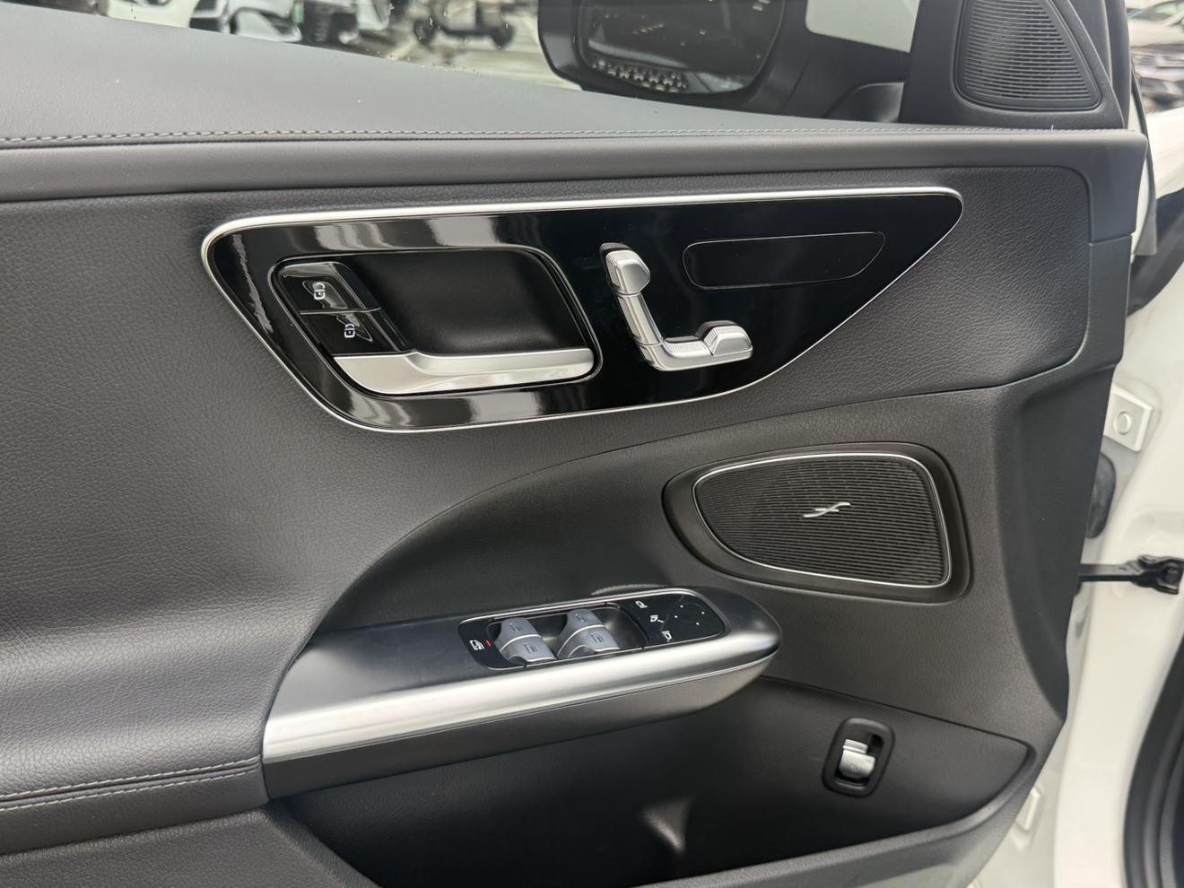 Mercedes-Benz C-Класс 2025 thumb 12