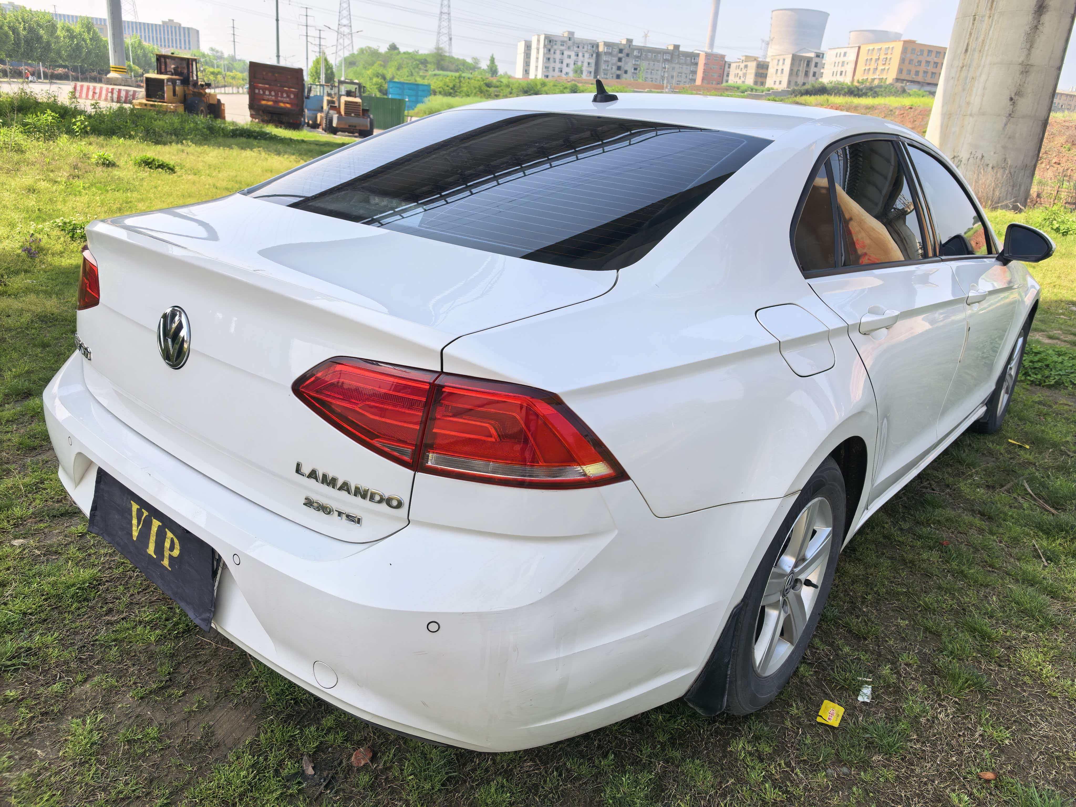 Volkswagen Lamando 2017 thumb 4