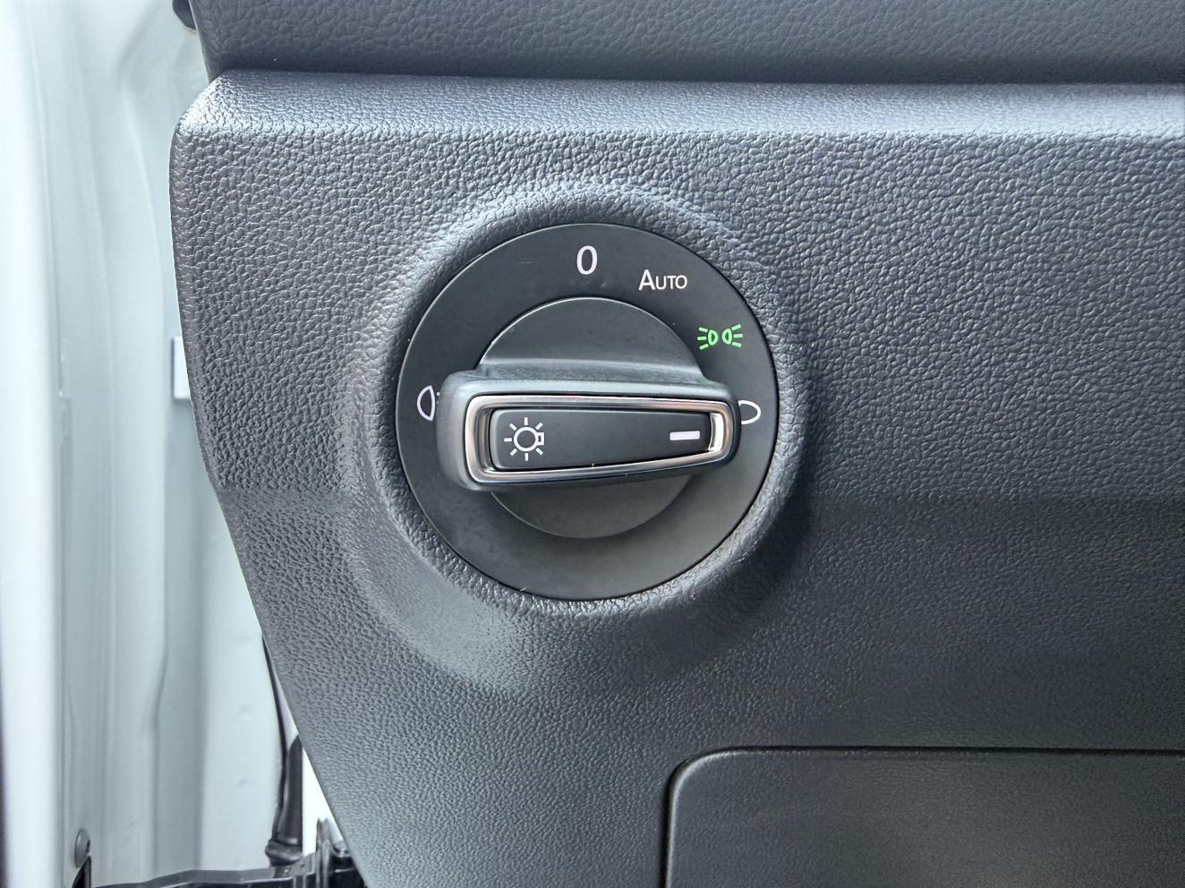 Volkswagen T-Roc 2023 thumb 7