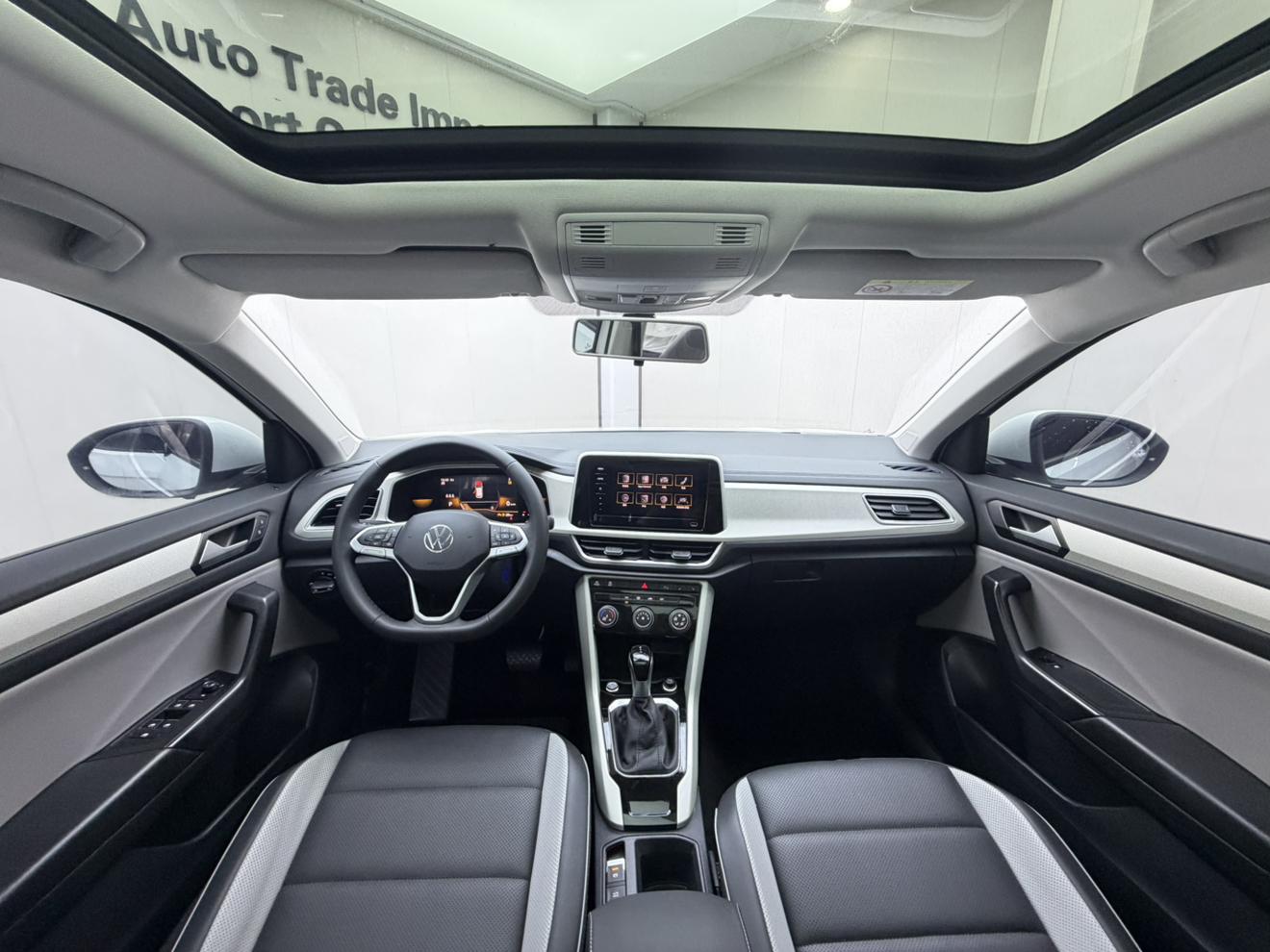 Volkswagen T-Roc 2023 thumb 10