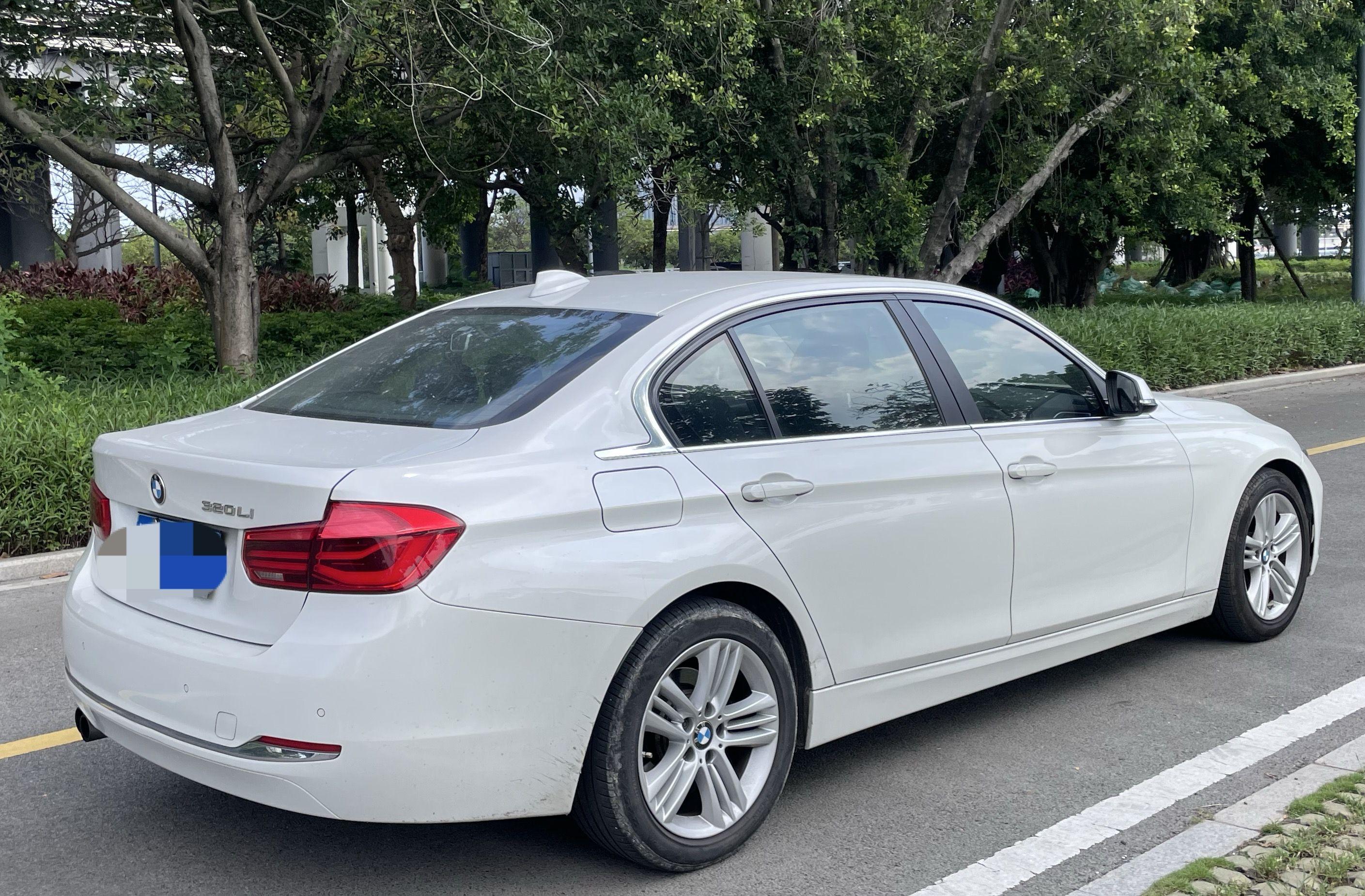 BMW 3 серии 2017 thumb 4