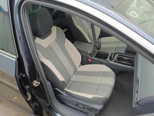 Volkswagen ID.4 2024 thumb 9