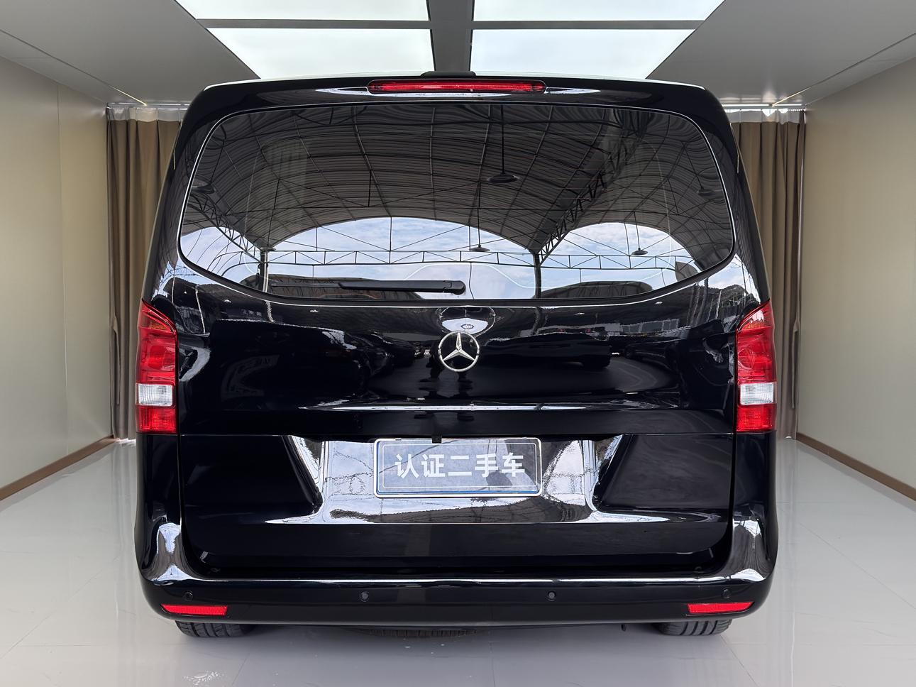 Mercedes-Benz Wei Ting 2018 thumb 3