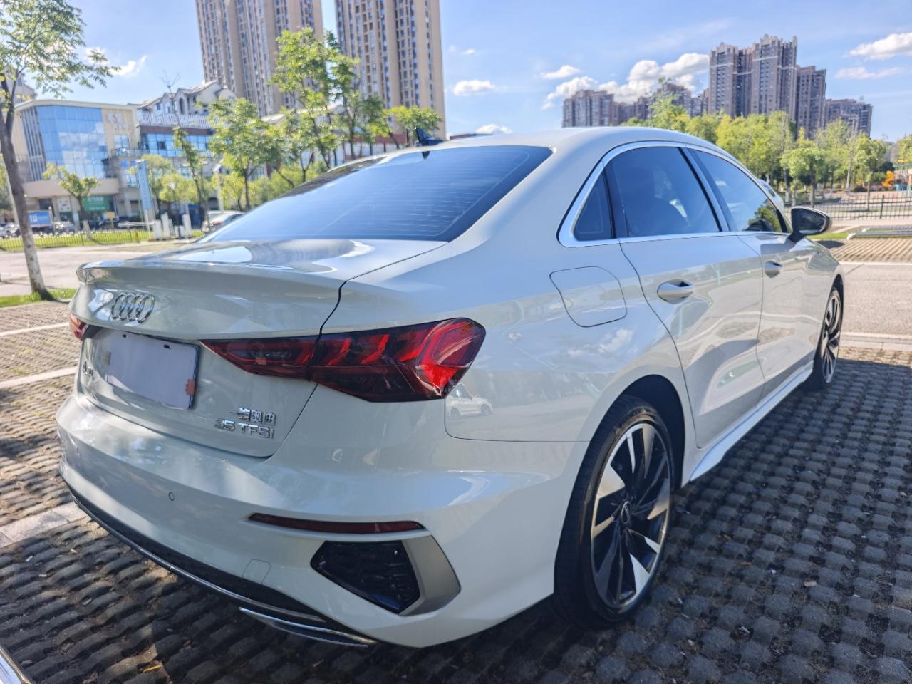 Audi A3 2023 thumb 3