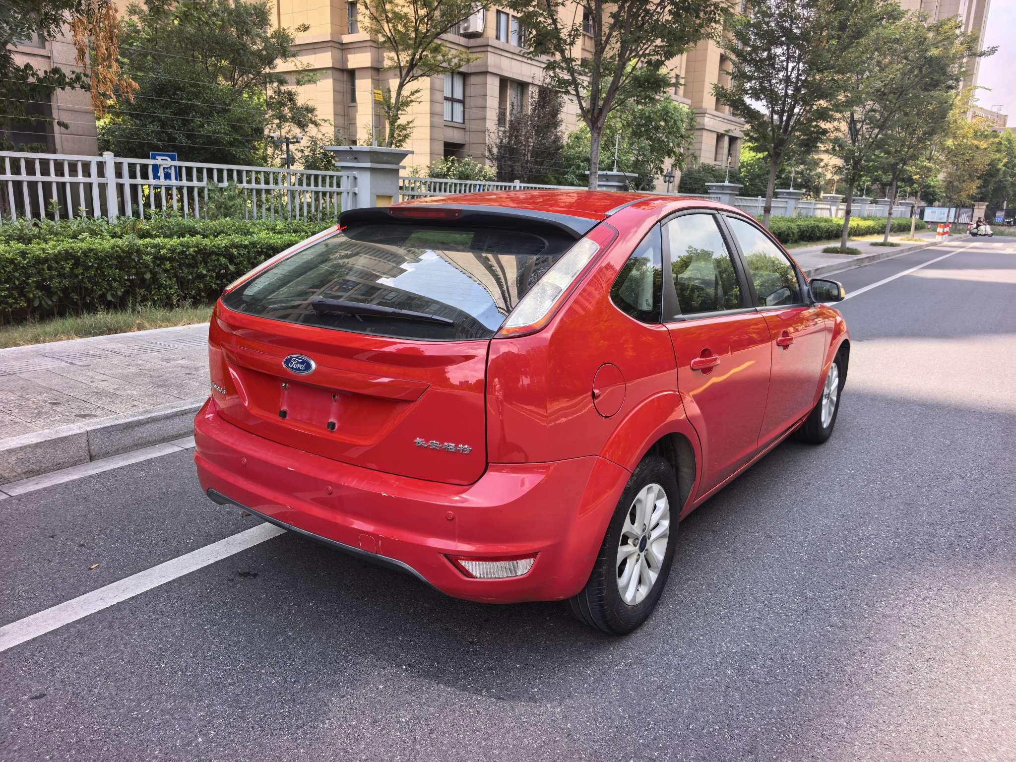 Ford Focus ST 2013 thumb 5
