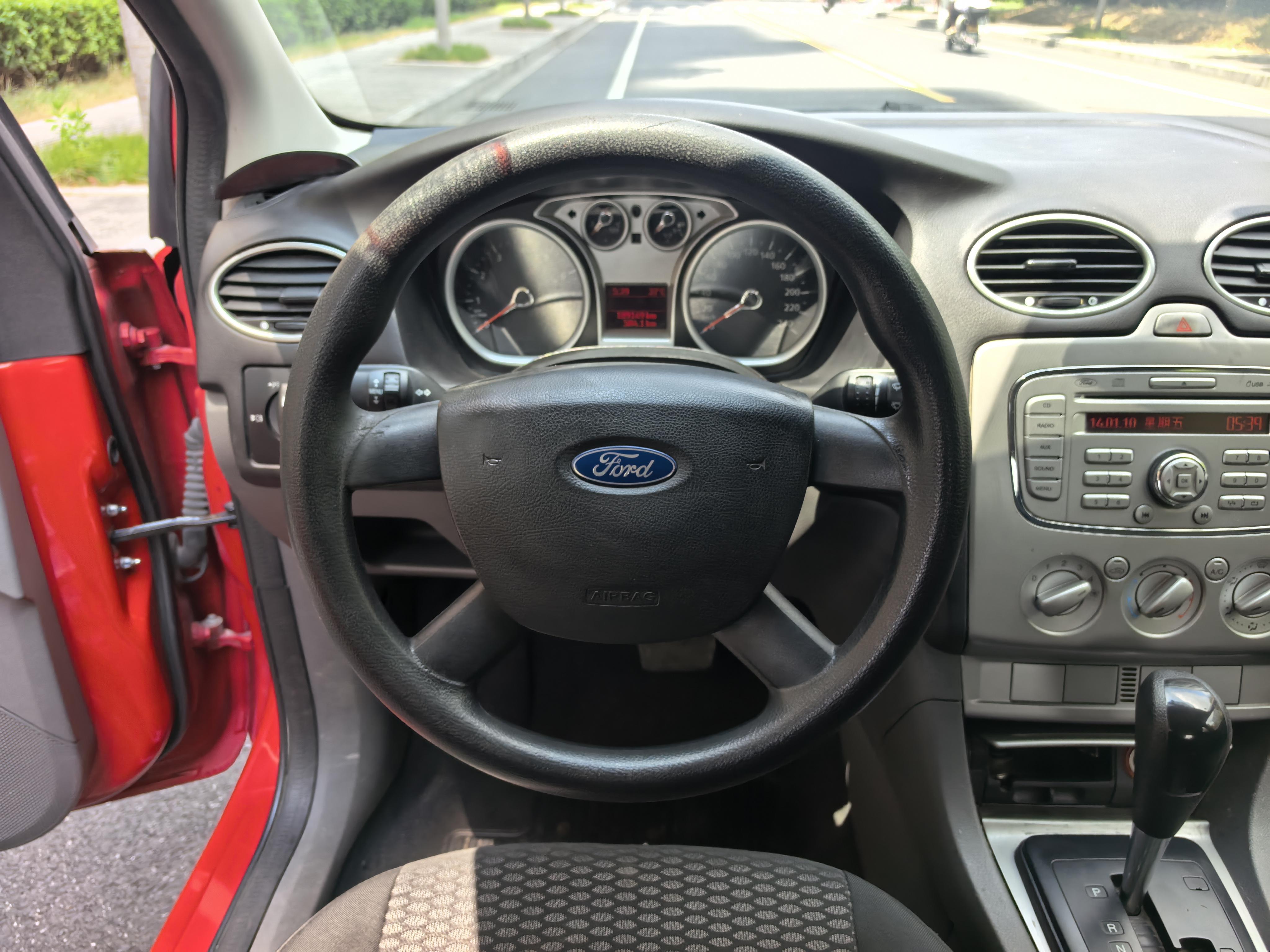 Ford Focus ST 2013 thumb 8