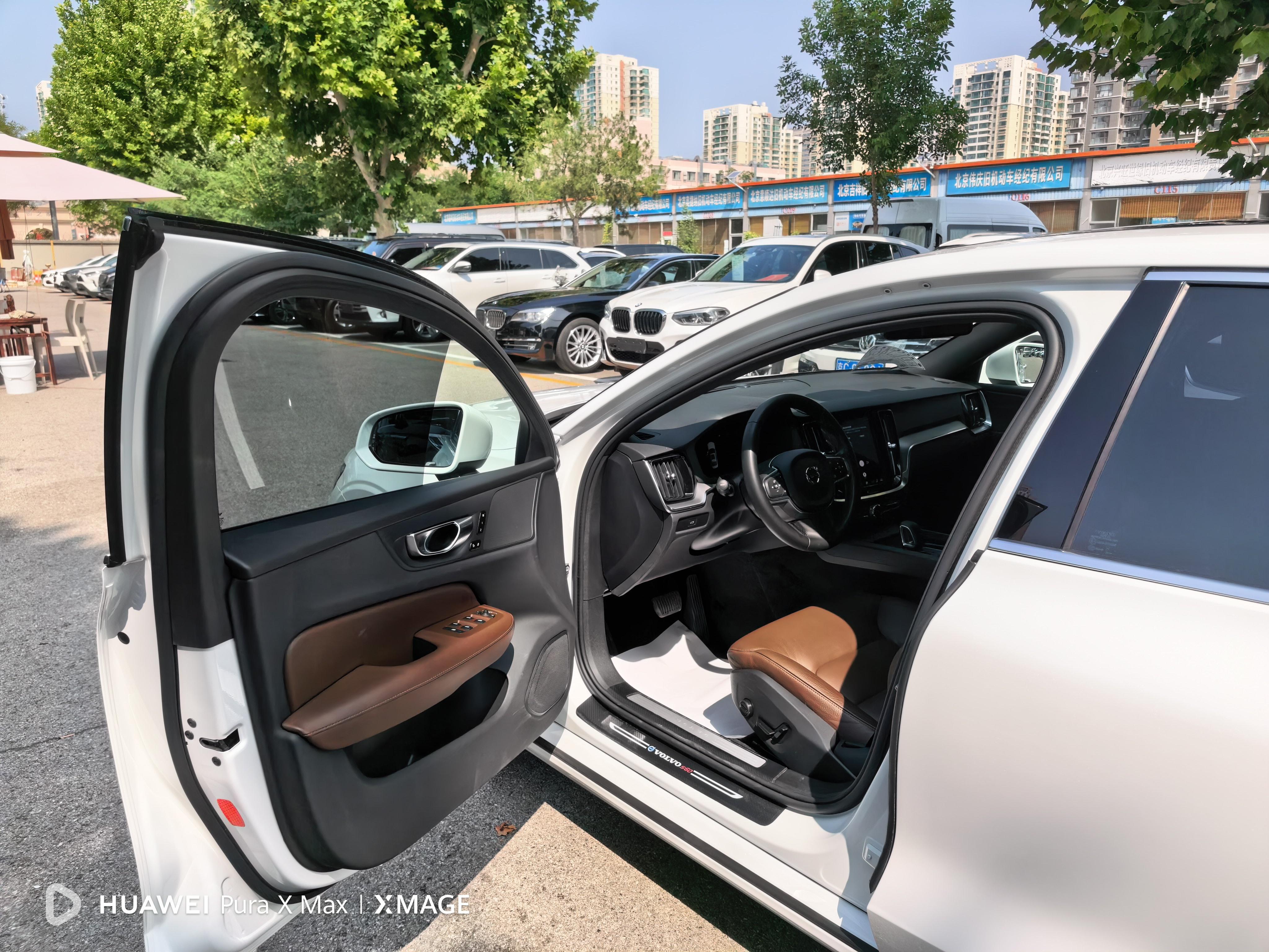 Volvo S60 2023 thumb 6