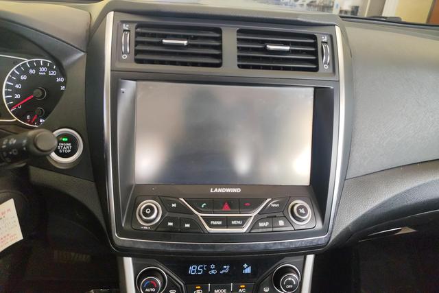 Landwind X5 2016 thumb 11