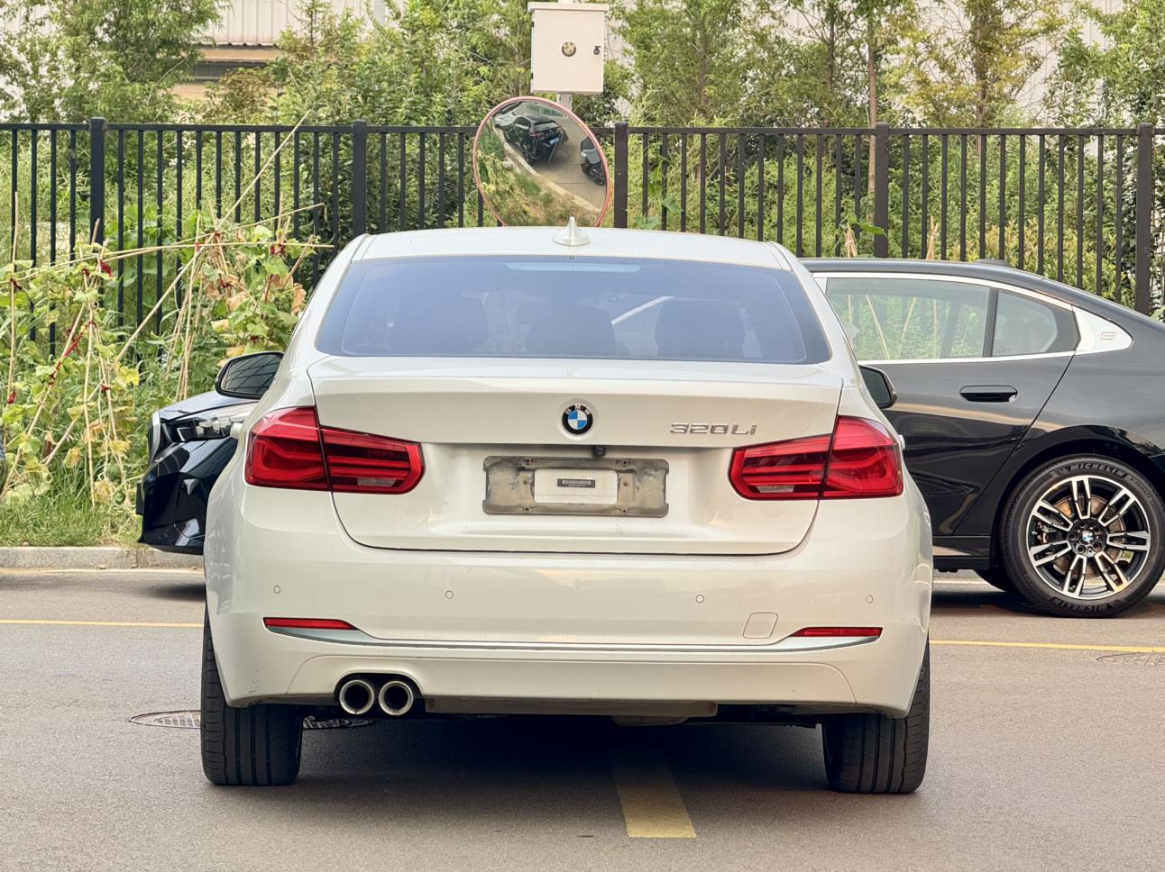 BMW 3 серии 2019 thumb 2