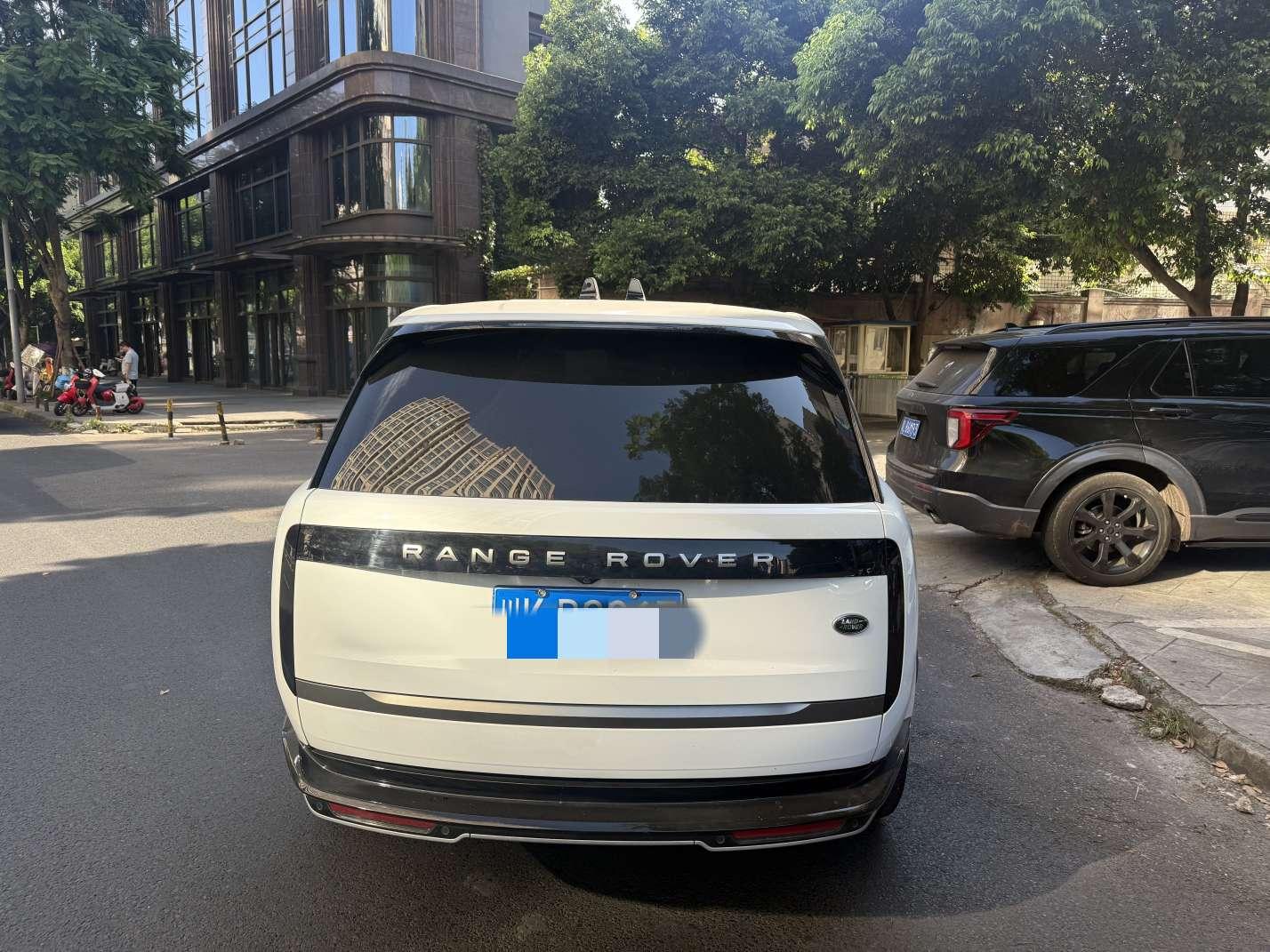 Land Rover Range Rover 2024 thumb 10
