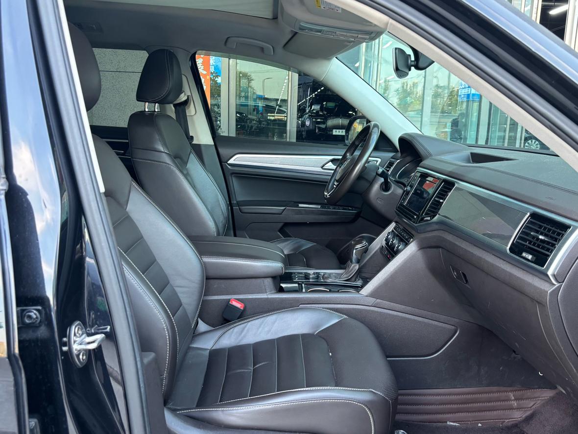Volkswagen Teramont 2019 thumb 12